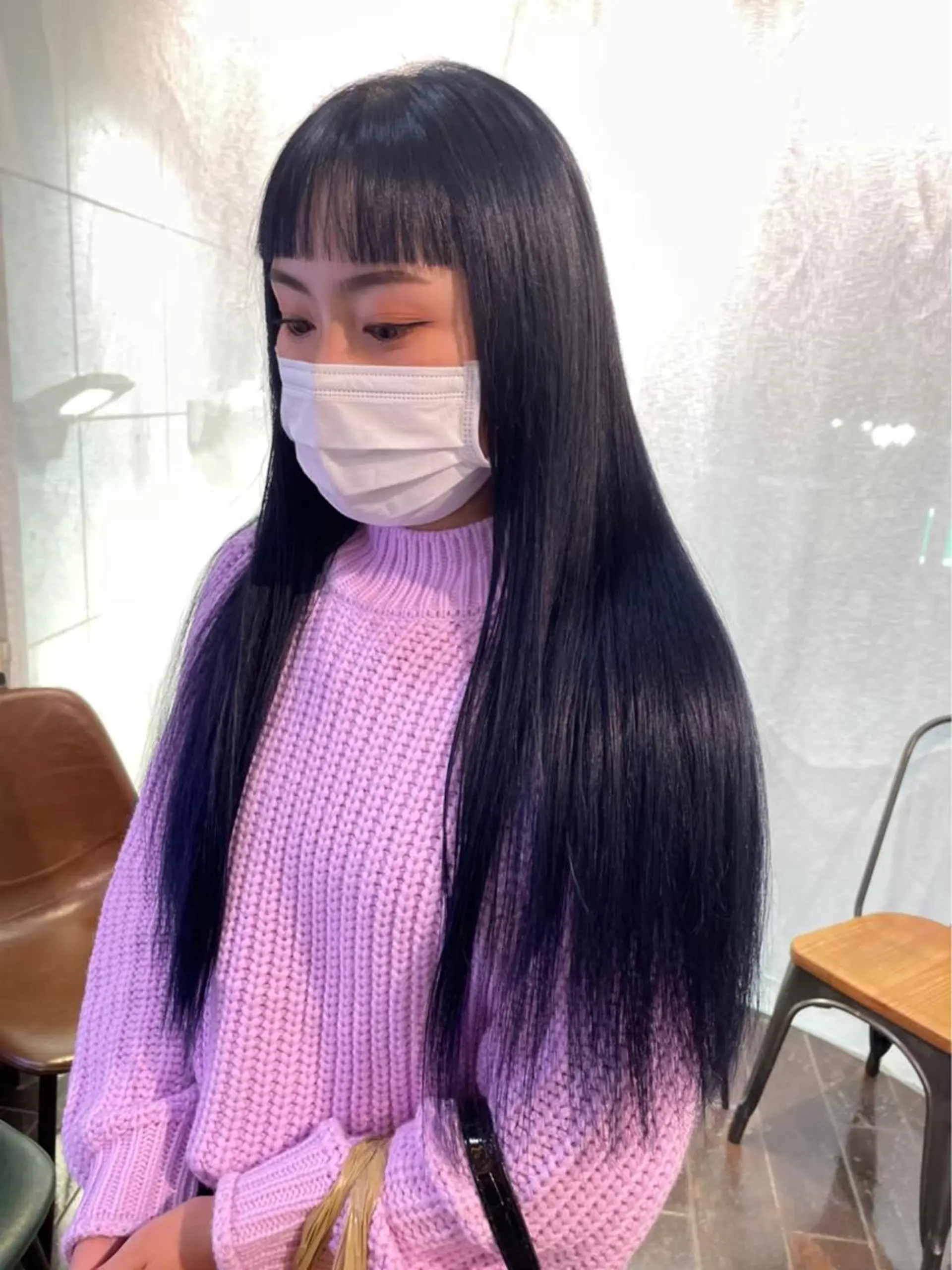 ロング カラー ベージュカラー 黒髪 ブリーチ ブルーカラー ブルーブラック ニュアンスネイル パーマ/コトミ🐸のヘアスタイル