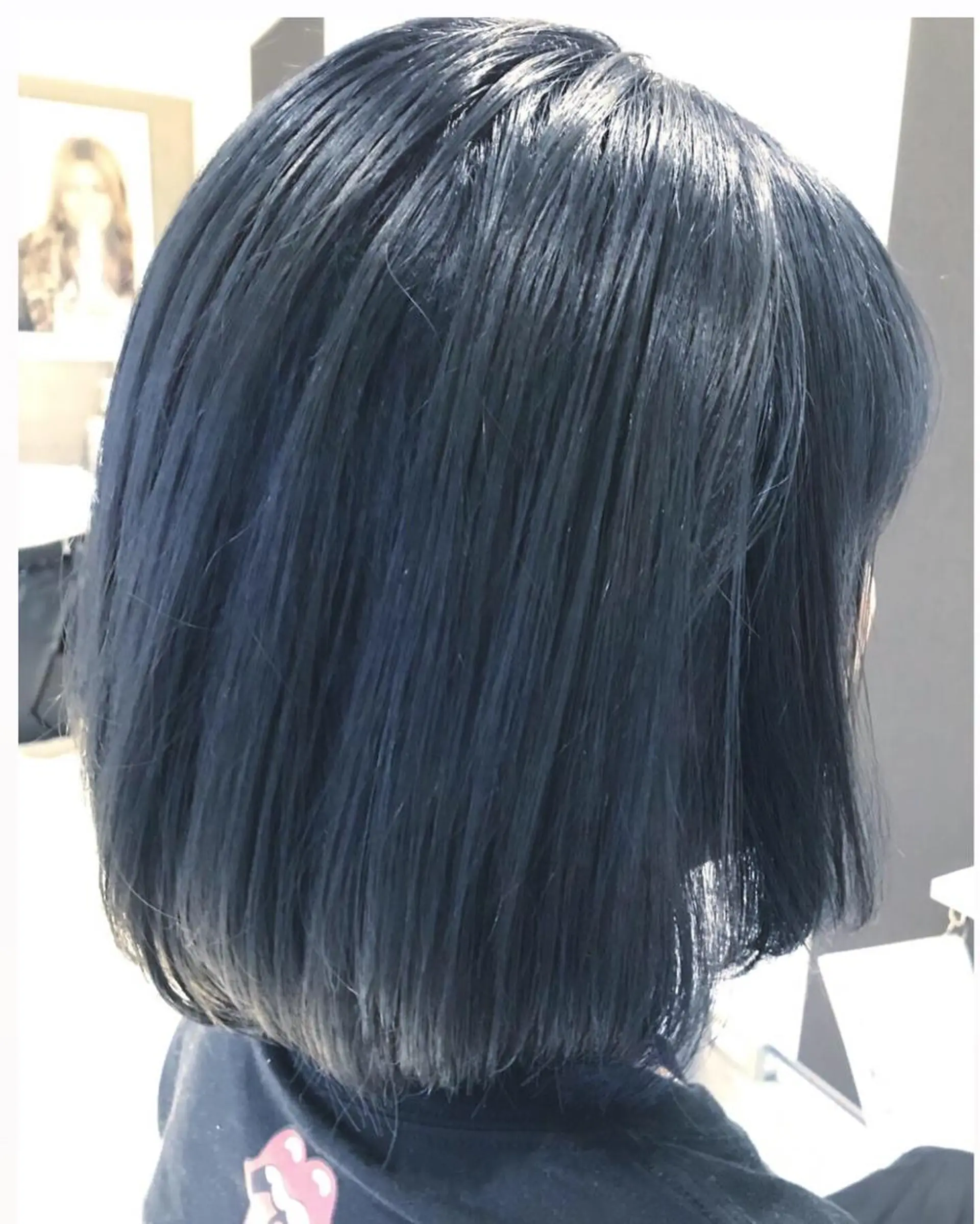 カラー ネイビーカラー シルバー 🔹TOMO🔹 圧倒的経験値🔹のヘアスタイル