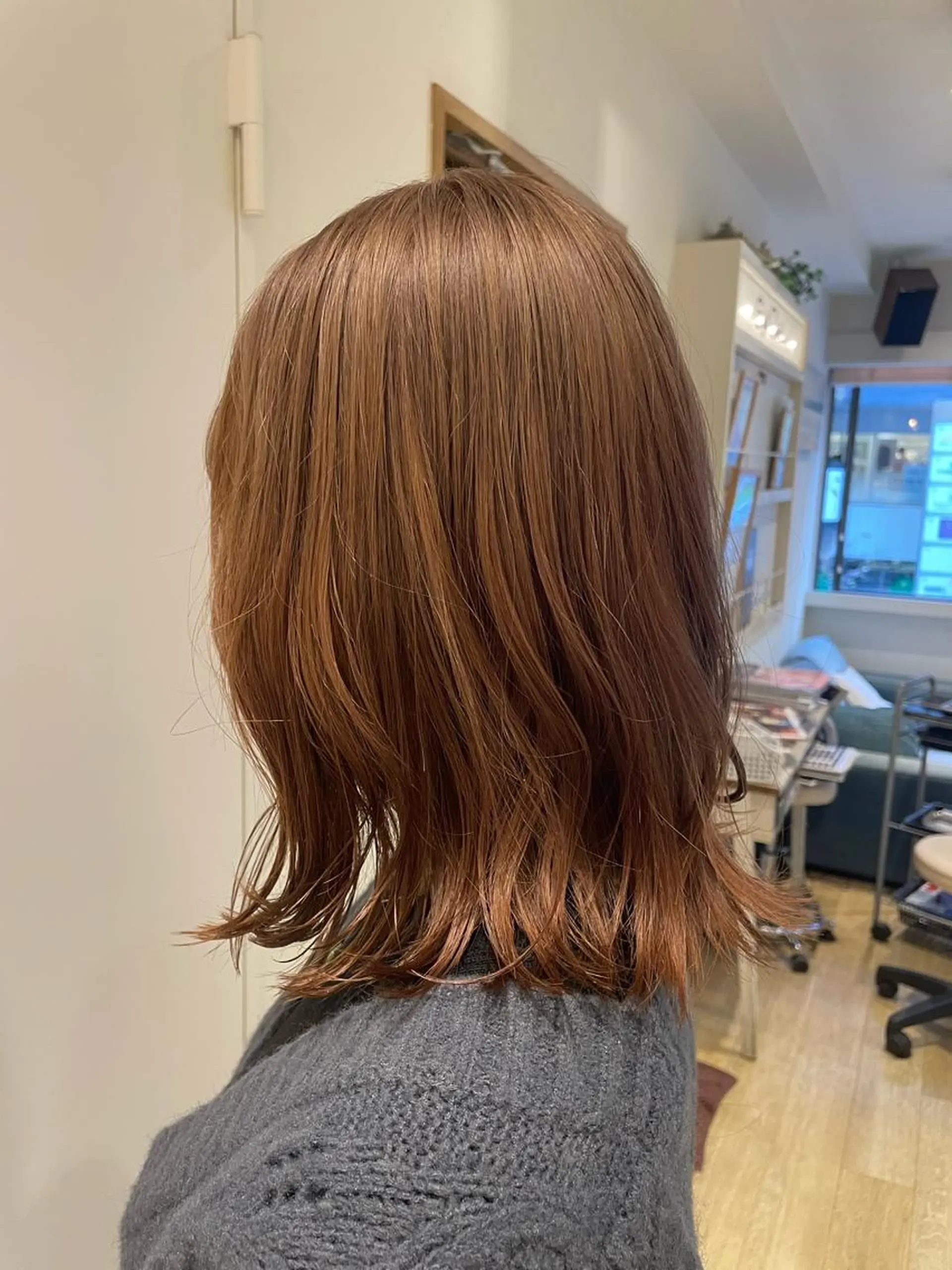 セミロング カラー パーマ ヘアアレンジ メンズ キッズ ネイル マツエク・マツパ アイブロウ 新宿　副店長 新井彩斗のヘアスタイル