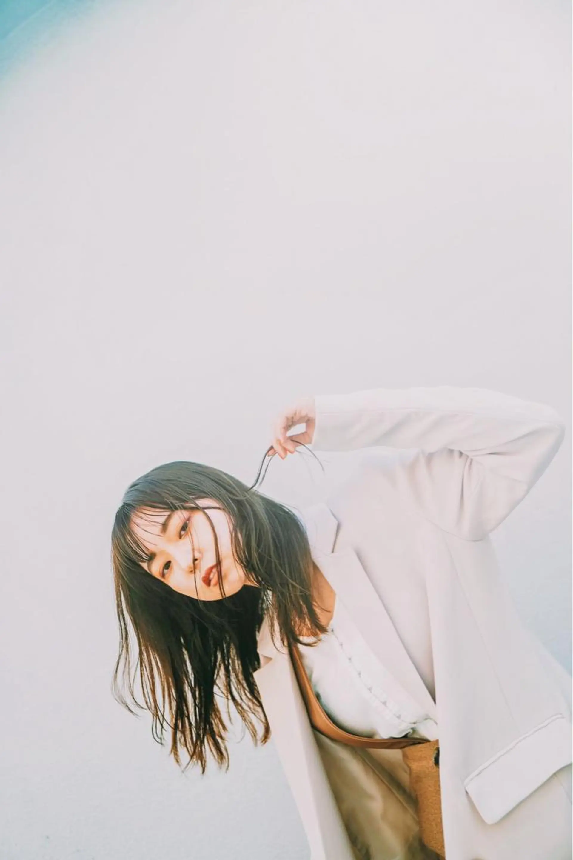 セミロング カラー Living所属・ヨシモトリョウ 髪質改善/美髪のヘアスタイル