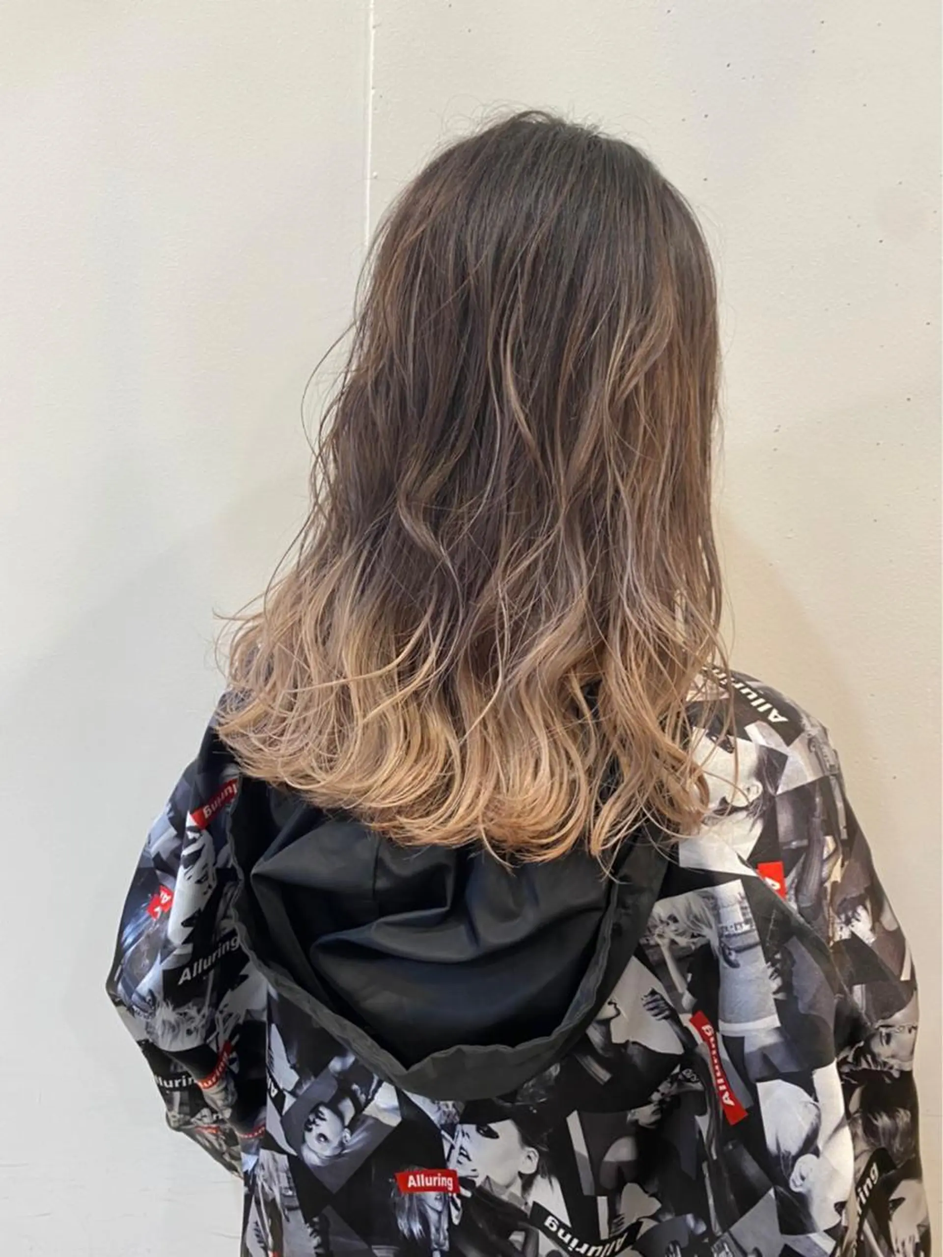 ロング 外国人風カラー ハイライト ブリーチ指名 NO1🌈SAKIのヘアスタイル