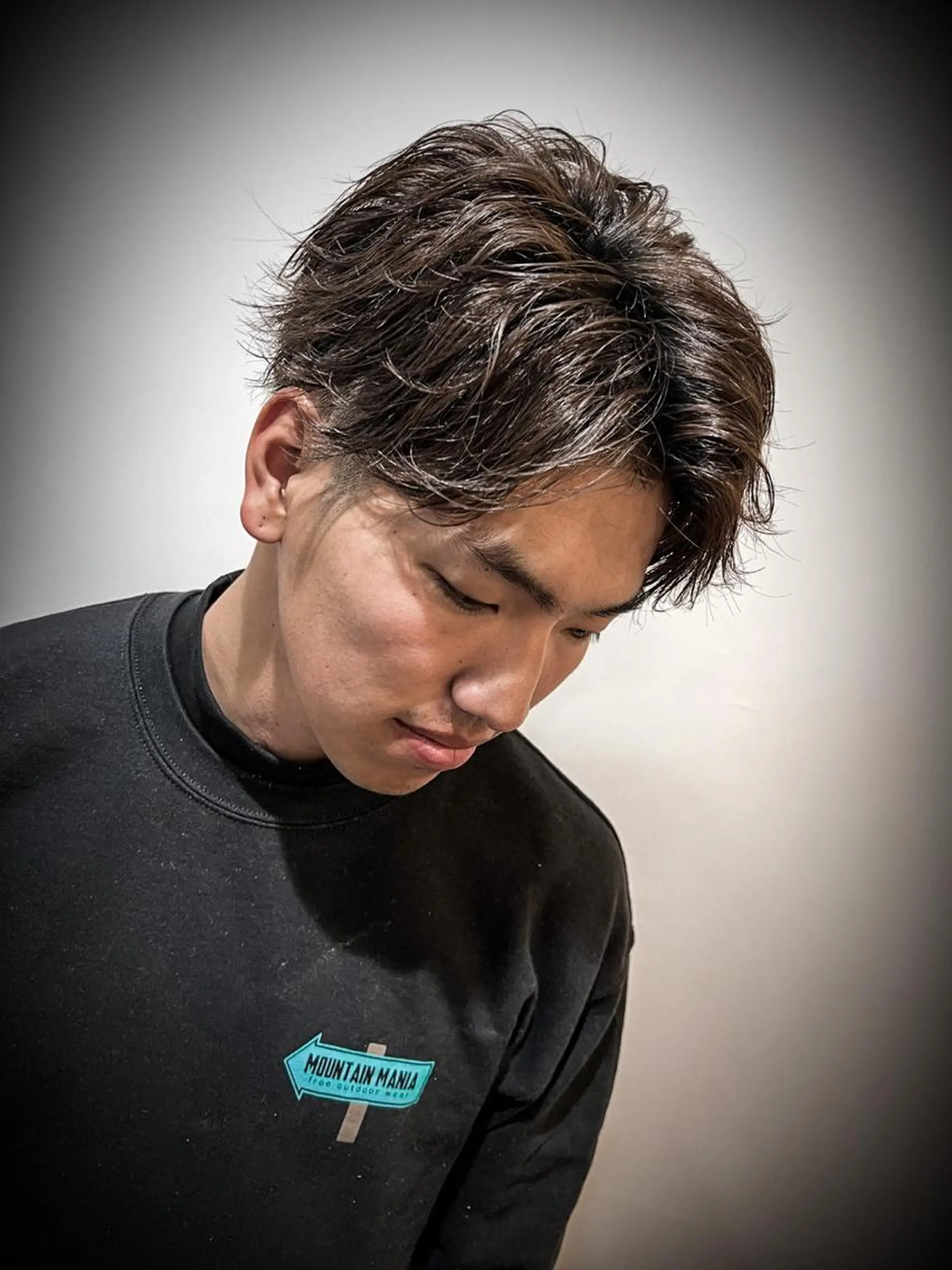 メンズ センターパート メンズ韓国風 カット GO TODAY シェアサロン  名古屋店所属・守屋 智紀のヘアスタイル