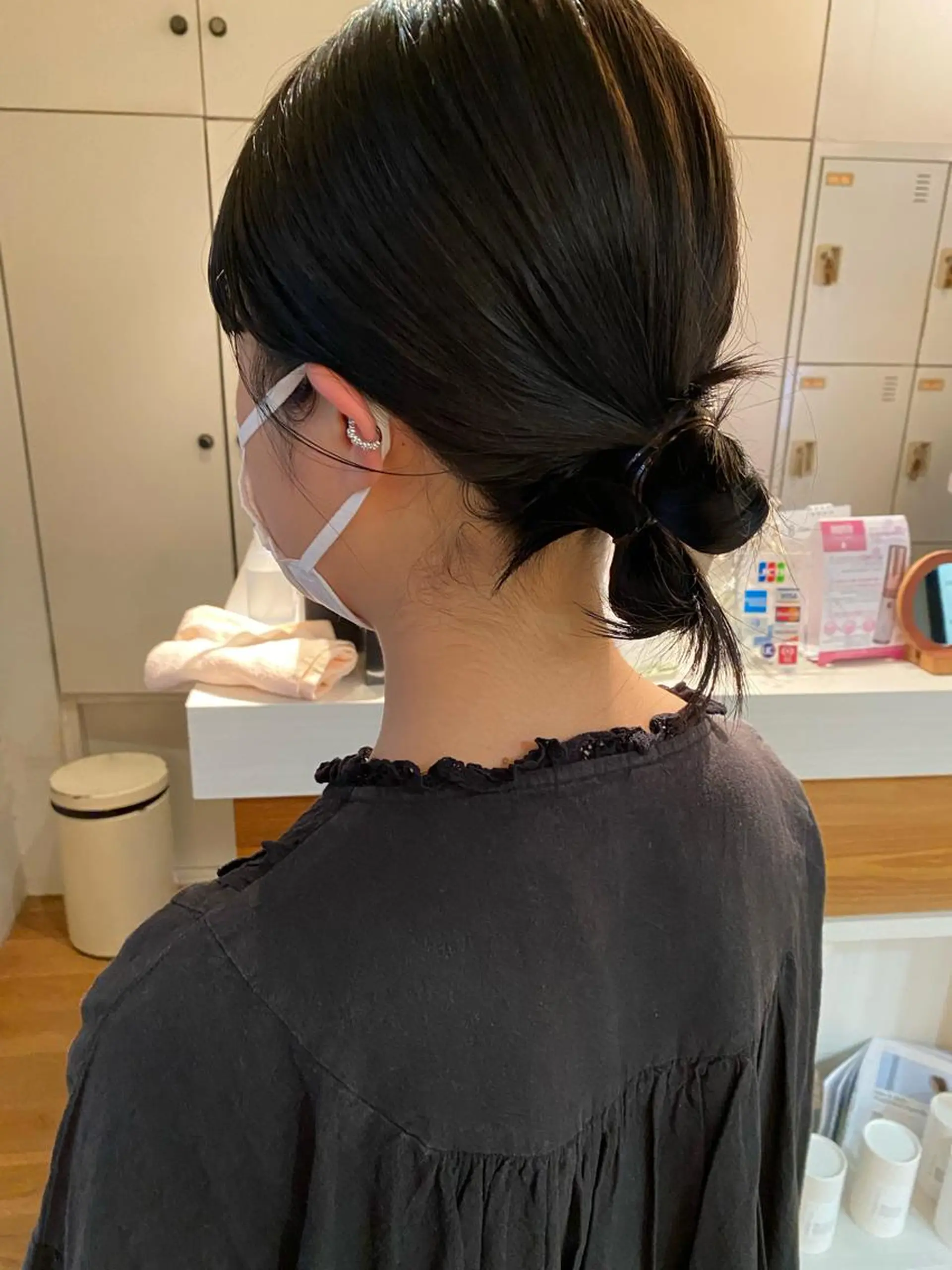 ミディアム ヘアアレンジ 塩澤 榛奈のヘアスタイル