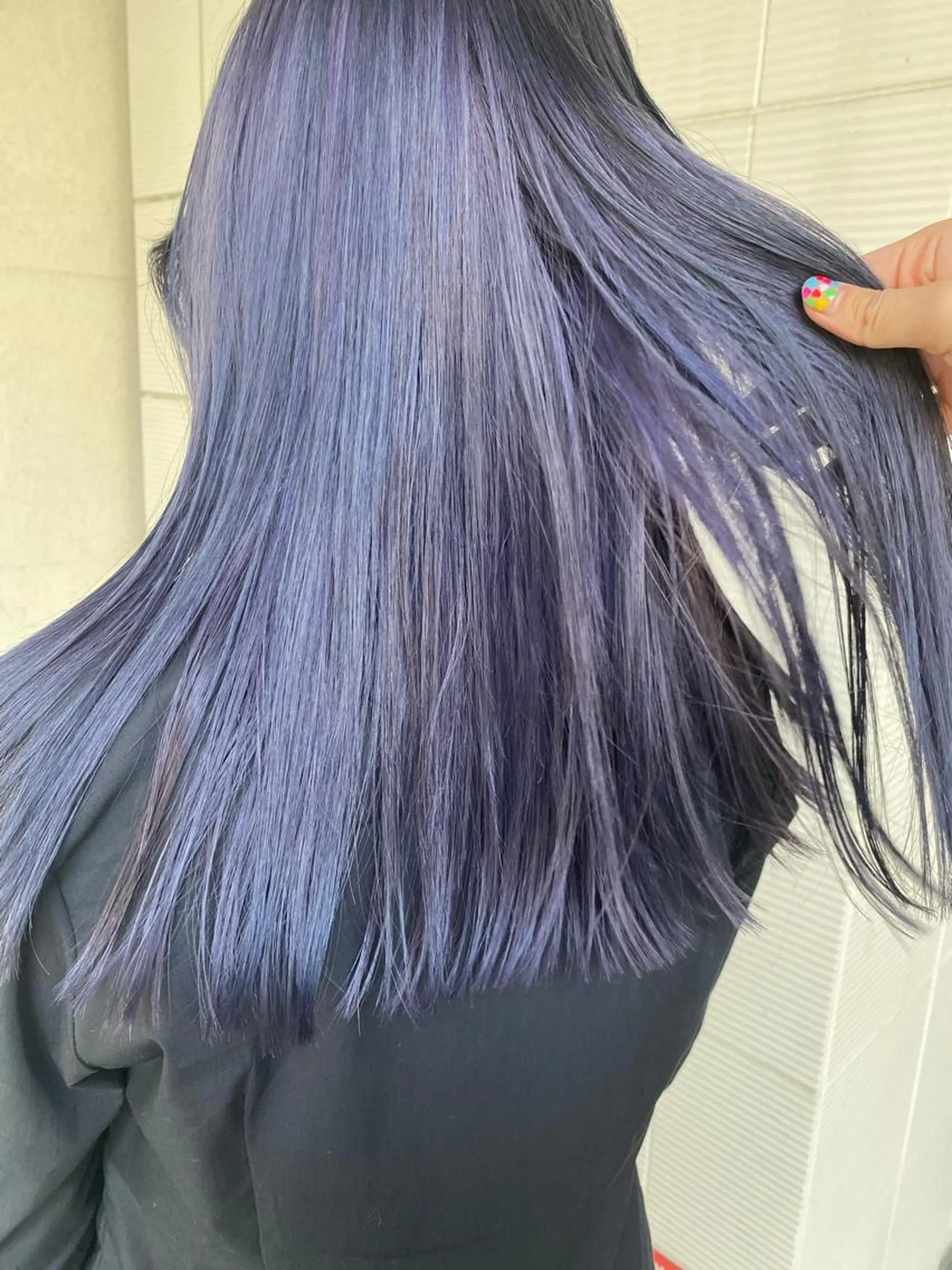 ロング カラー ツガミ リナのヘアスタイル