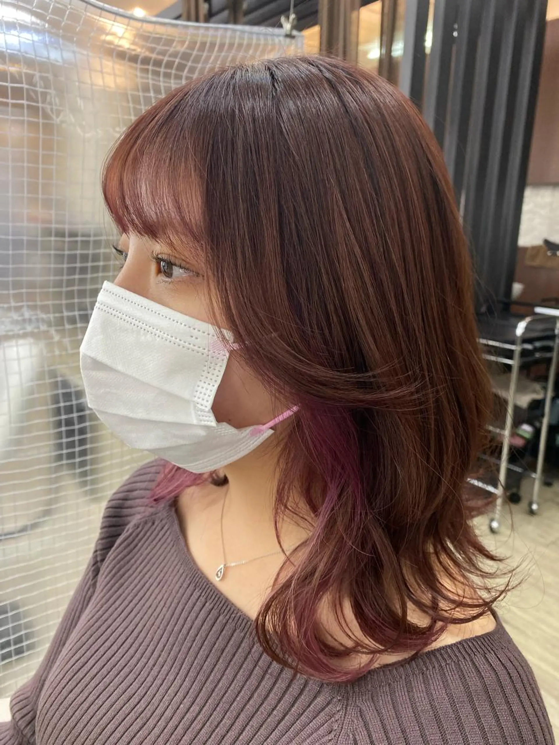 セミロング ピンクブラウン カット ヘアカラー トリートメント 市川 博紀 副店長のヘアスタイル