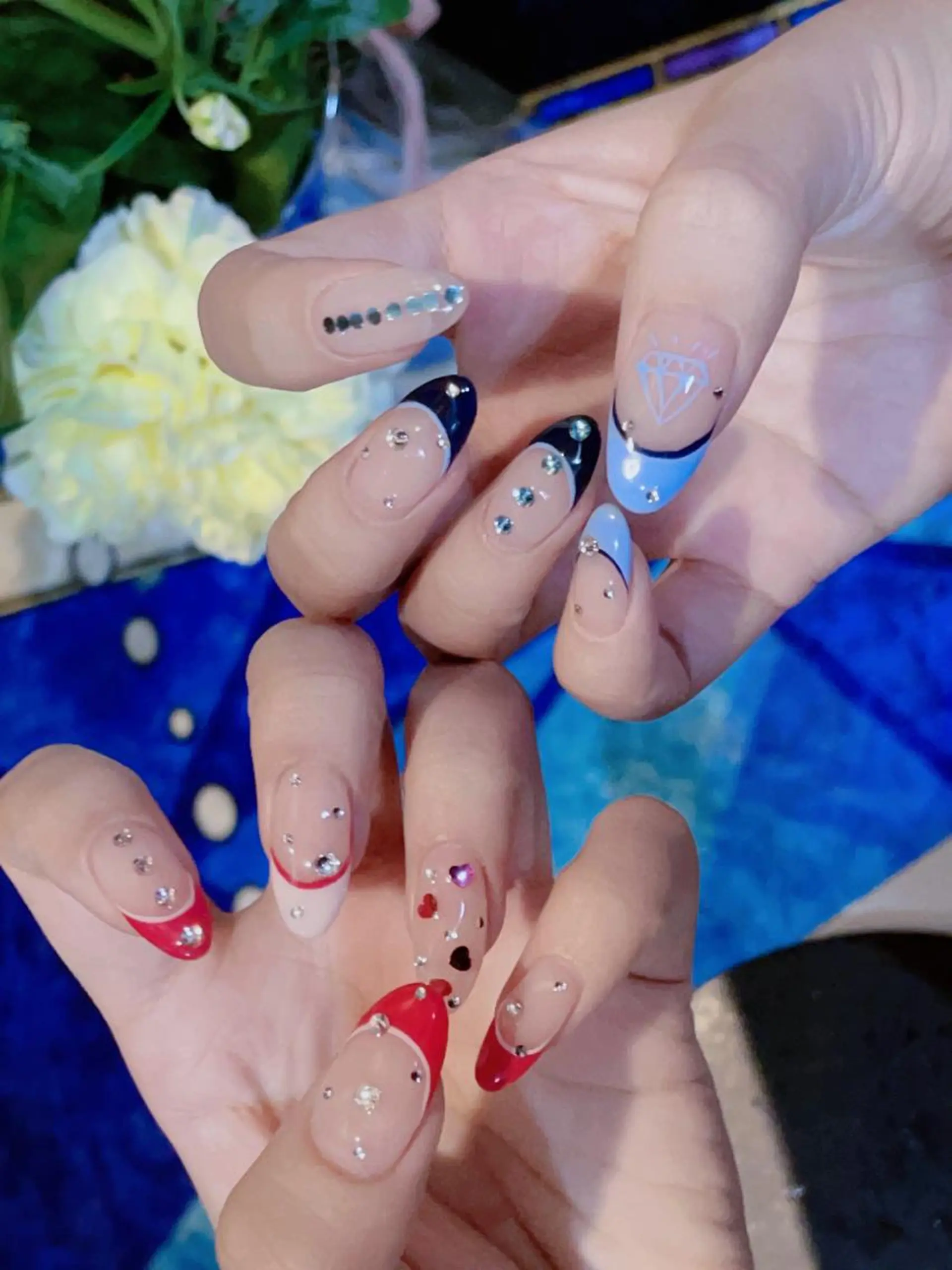 ネイル アイブロウ 眉カラー 眉毛ワックス脱毛 クリアネイル 長さ出し フットネイル Moana Nail 長さだし専門店のネイルデザイン