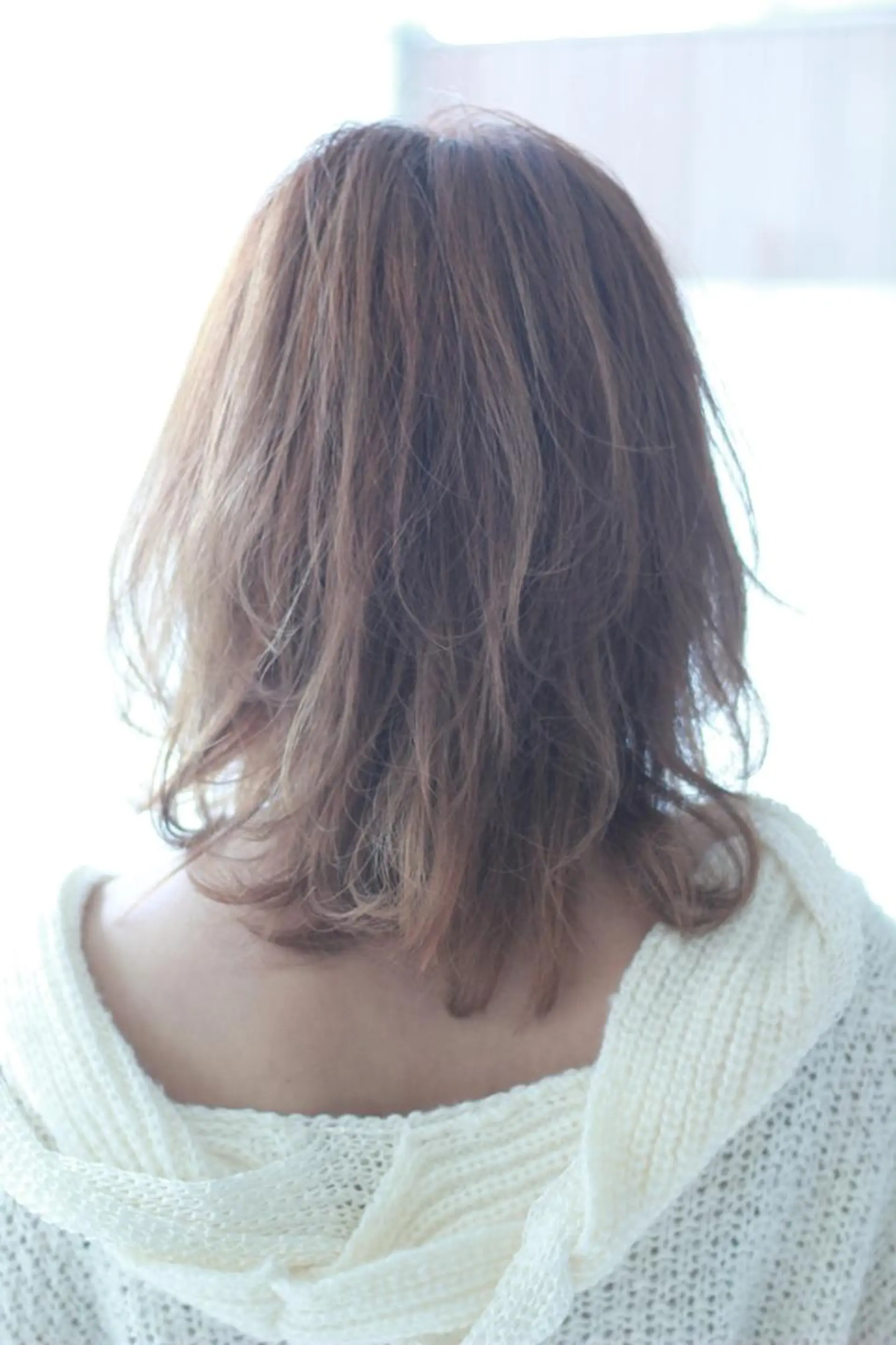 ミディアム Director金野 麻衣子のヘアスタイル