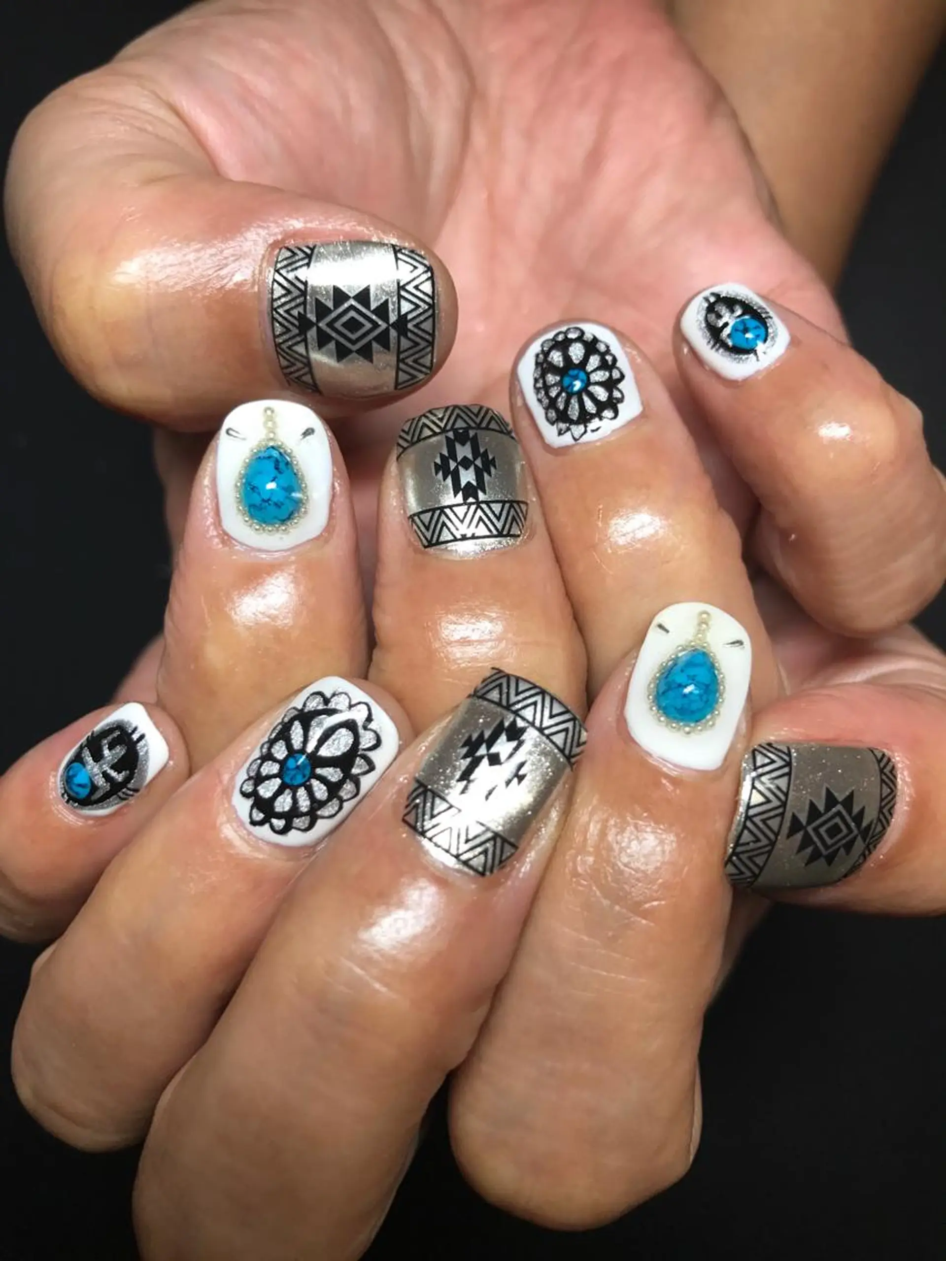 ネイル みんなの店所属・仲谷 つかさのエステ・リラクイメージ