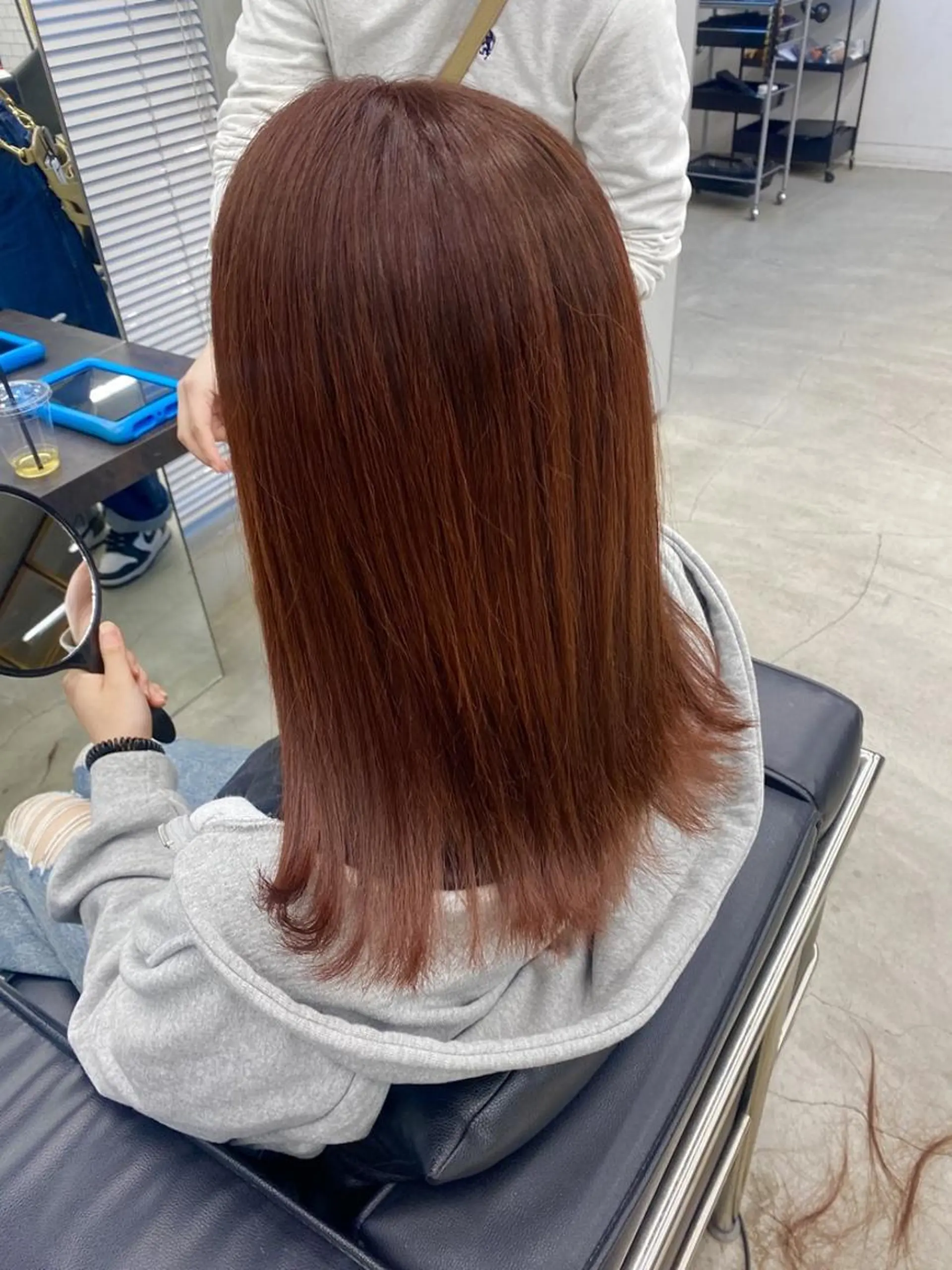 ロング カラー 透明感艶カラー🩶 韓国レイヤー🩶結華のヘアスタイル
