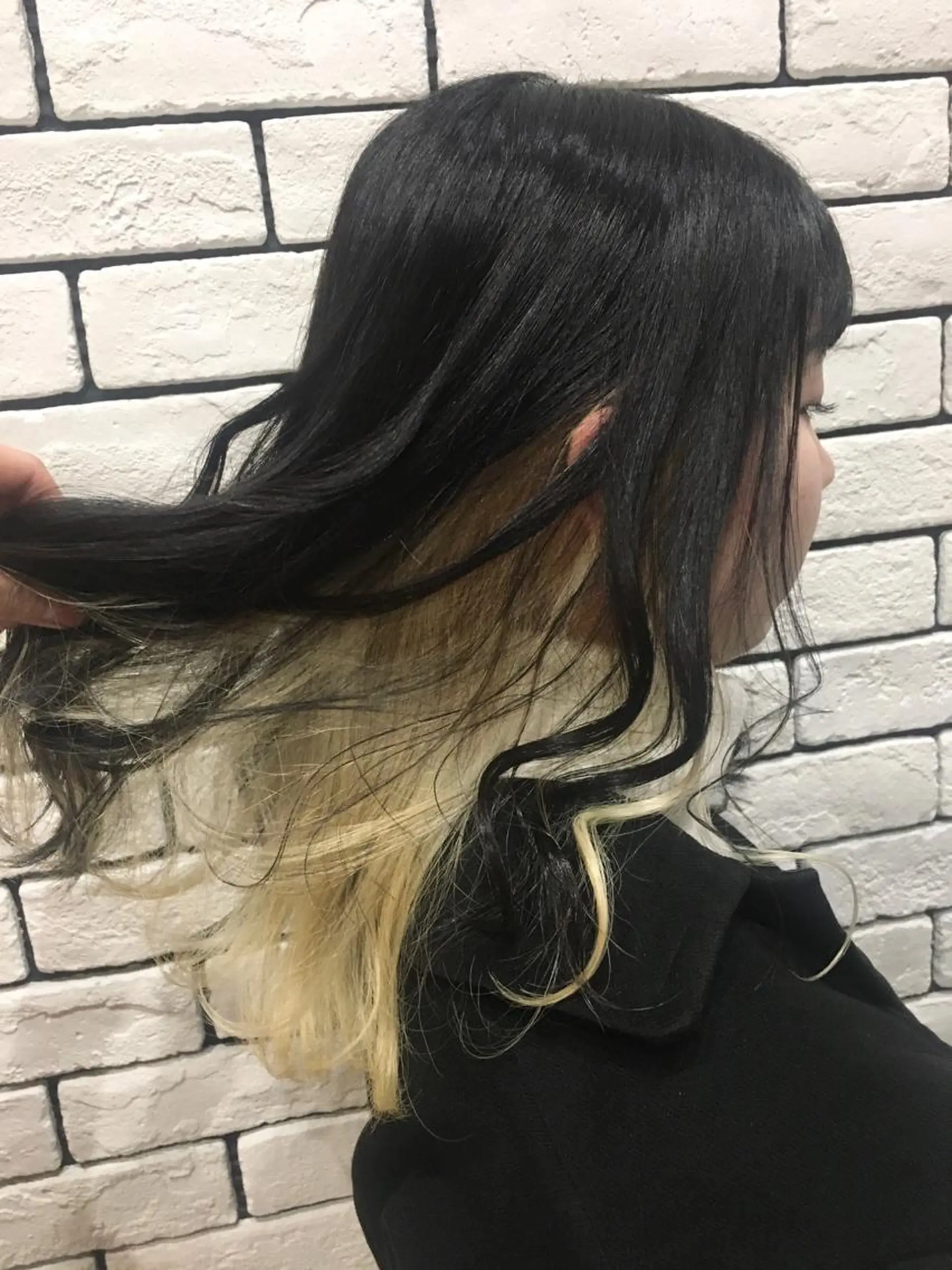 ミディアム mare所属・＊＊＊ natsumiのヘアスタイル