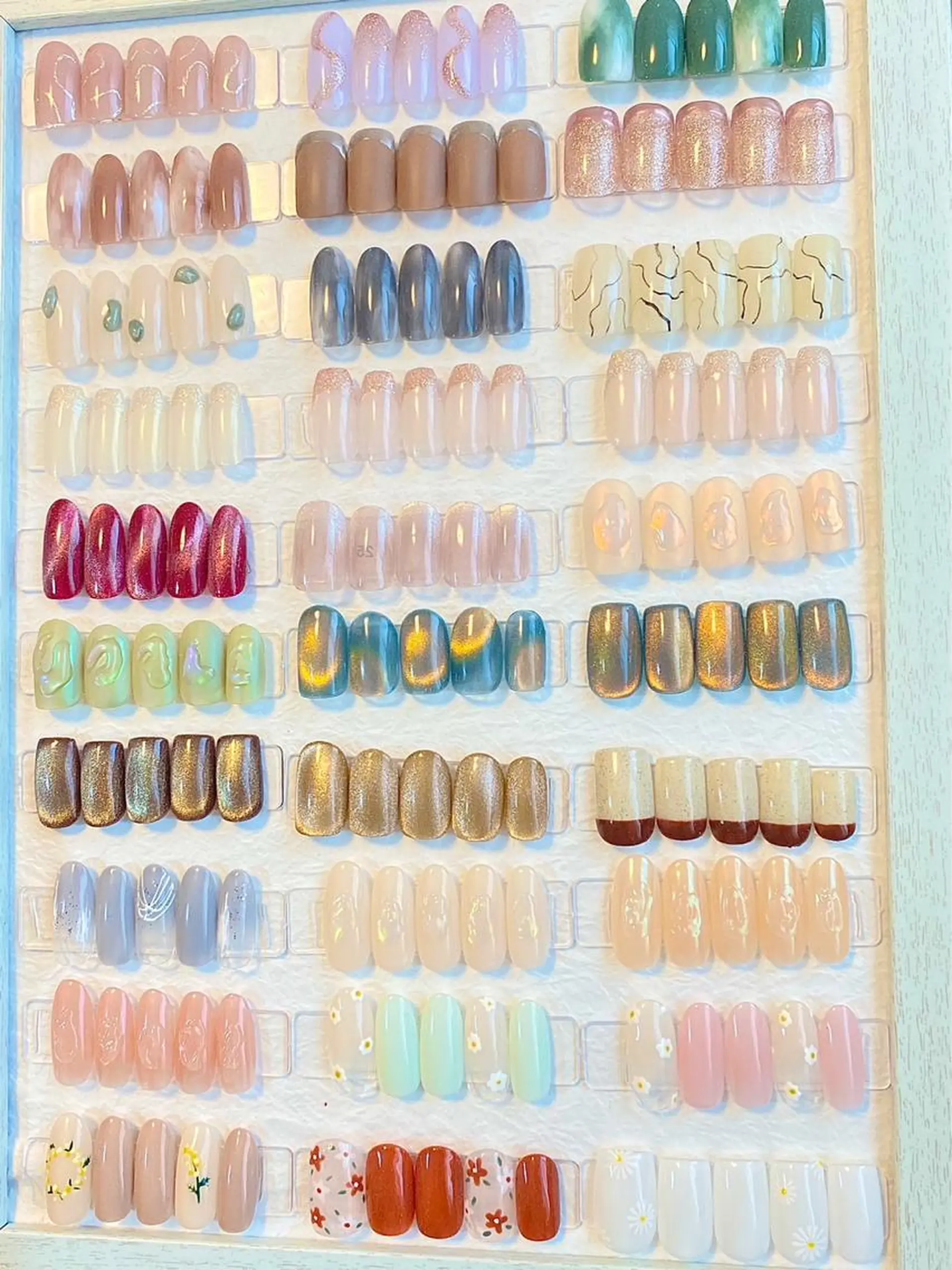 ネイル ハンドネイル ネイルサロン lipineのネイルデザイン