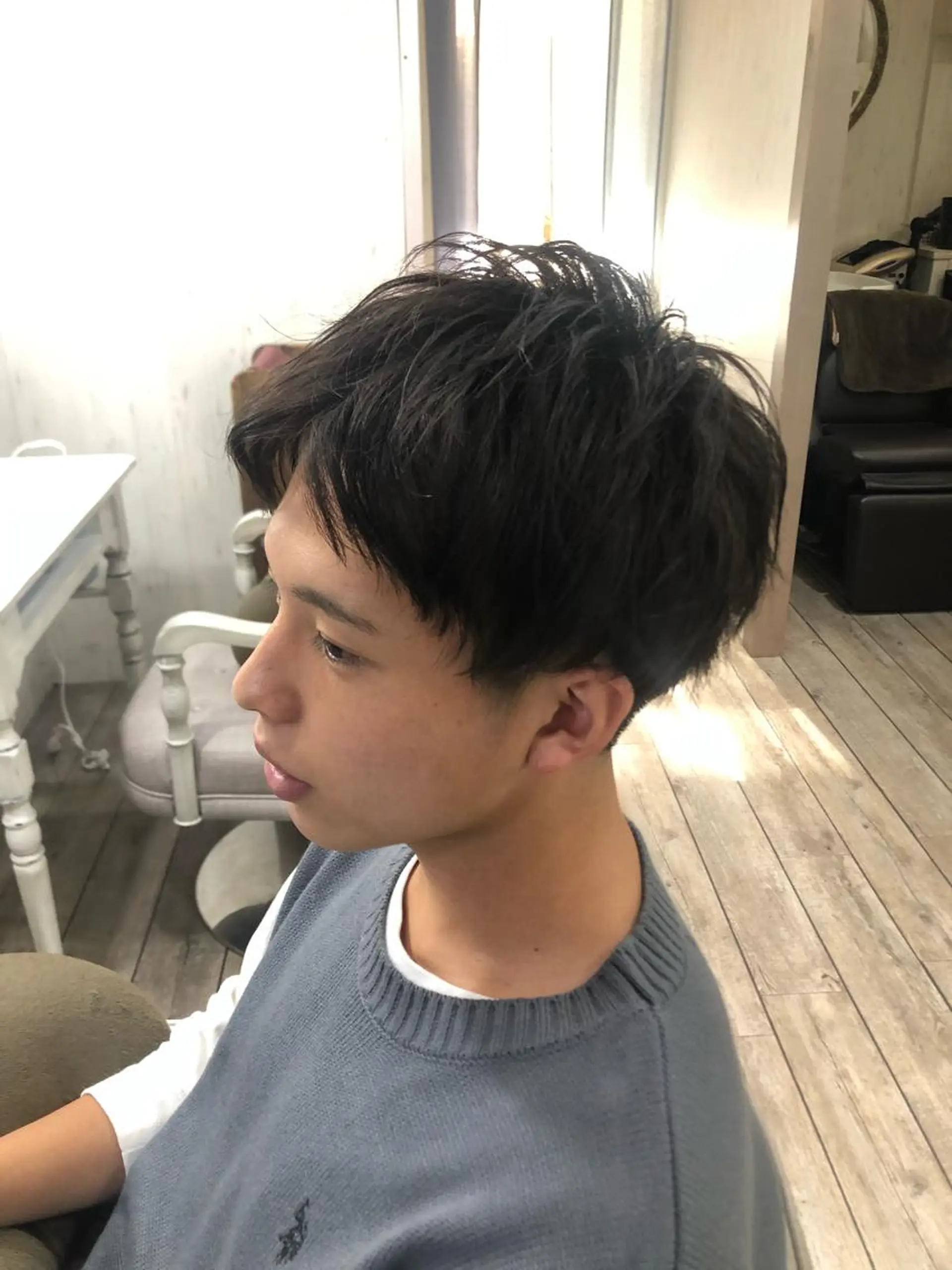 カラー メンズ イシジマ タカナリのヘアスタイル