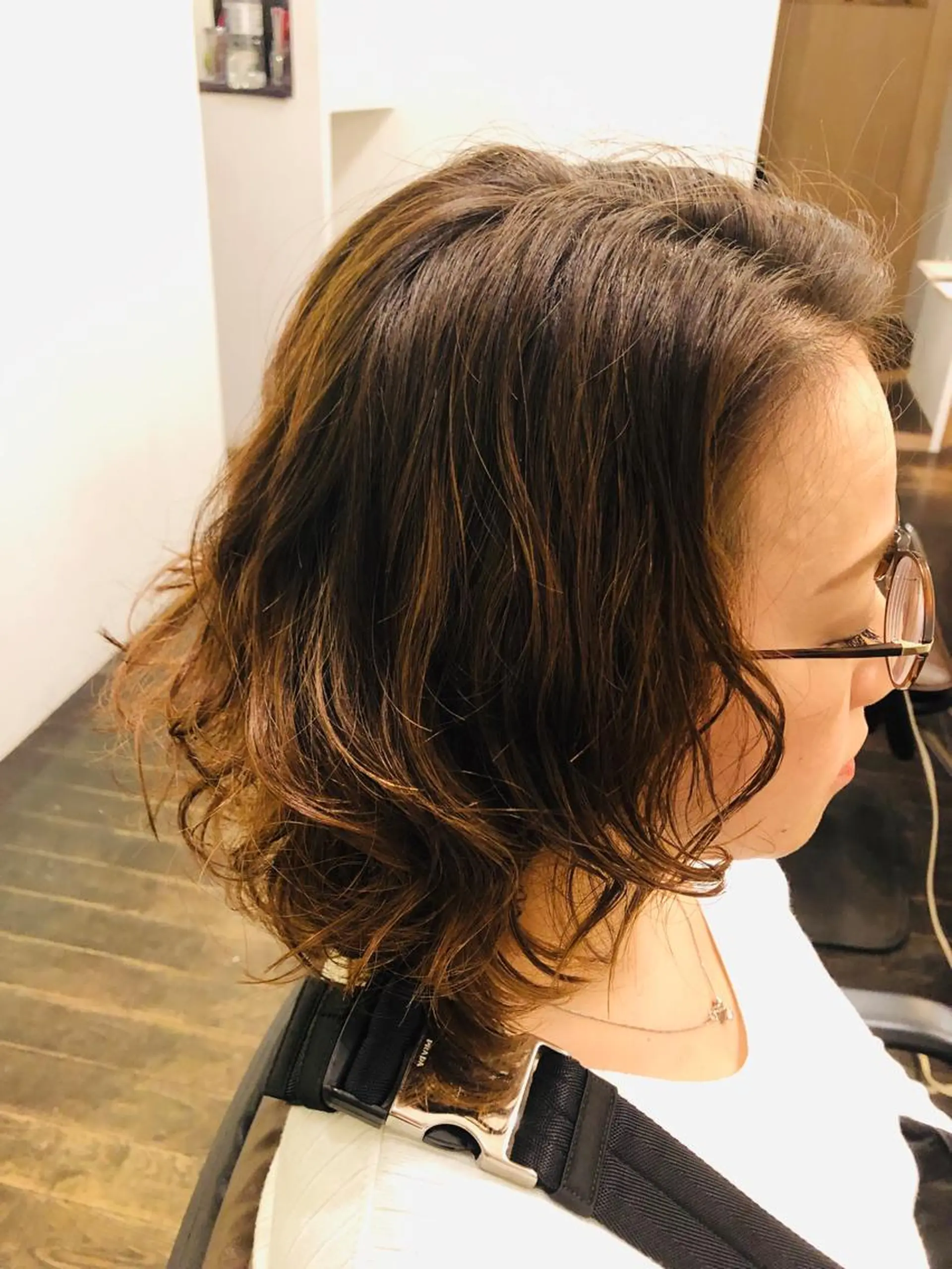 ミディアム パーマ ミディアムパーマ レイヤーカット デジタルパーマ 近野 浩隆🐩のヘアスタイル