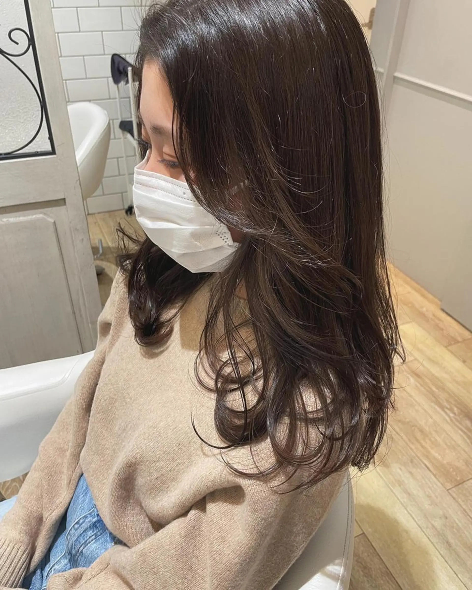 ミディアム カラー パーマ ヘアアレンジ メンズ キッズ ネイル マツエク・マツパ 子どものヘアアレンジ ブラウンカラー カラーマツエク レイヤーカット ブラウン 🫧垢抜けヘア🫧 SHIORIのヘアスタイル
