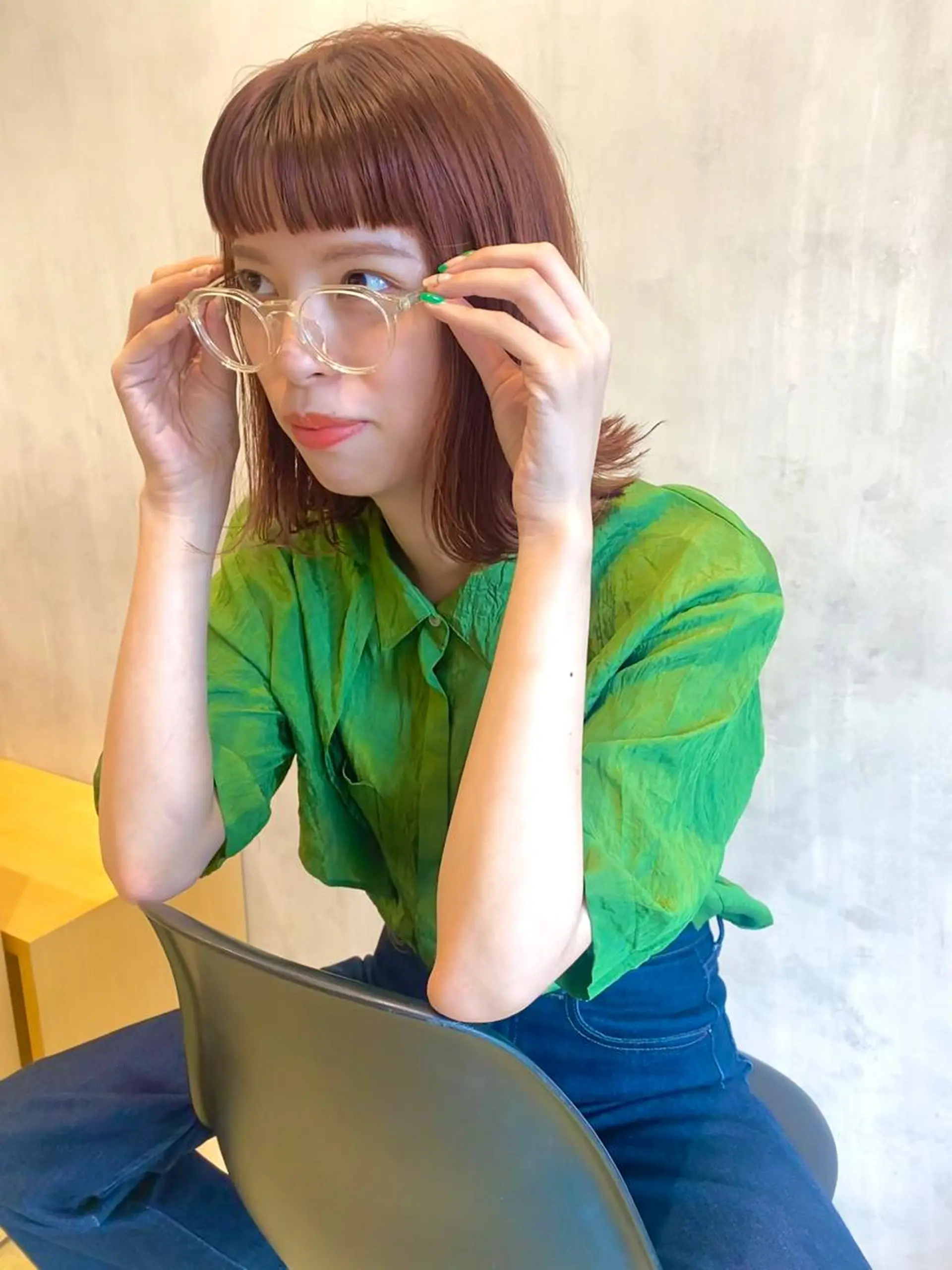 ミディアム 亀井 里奈のヘアスタイル