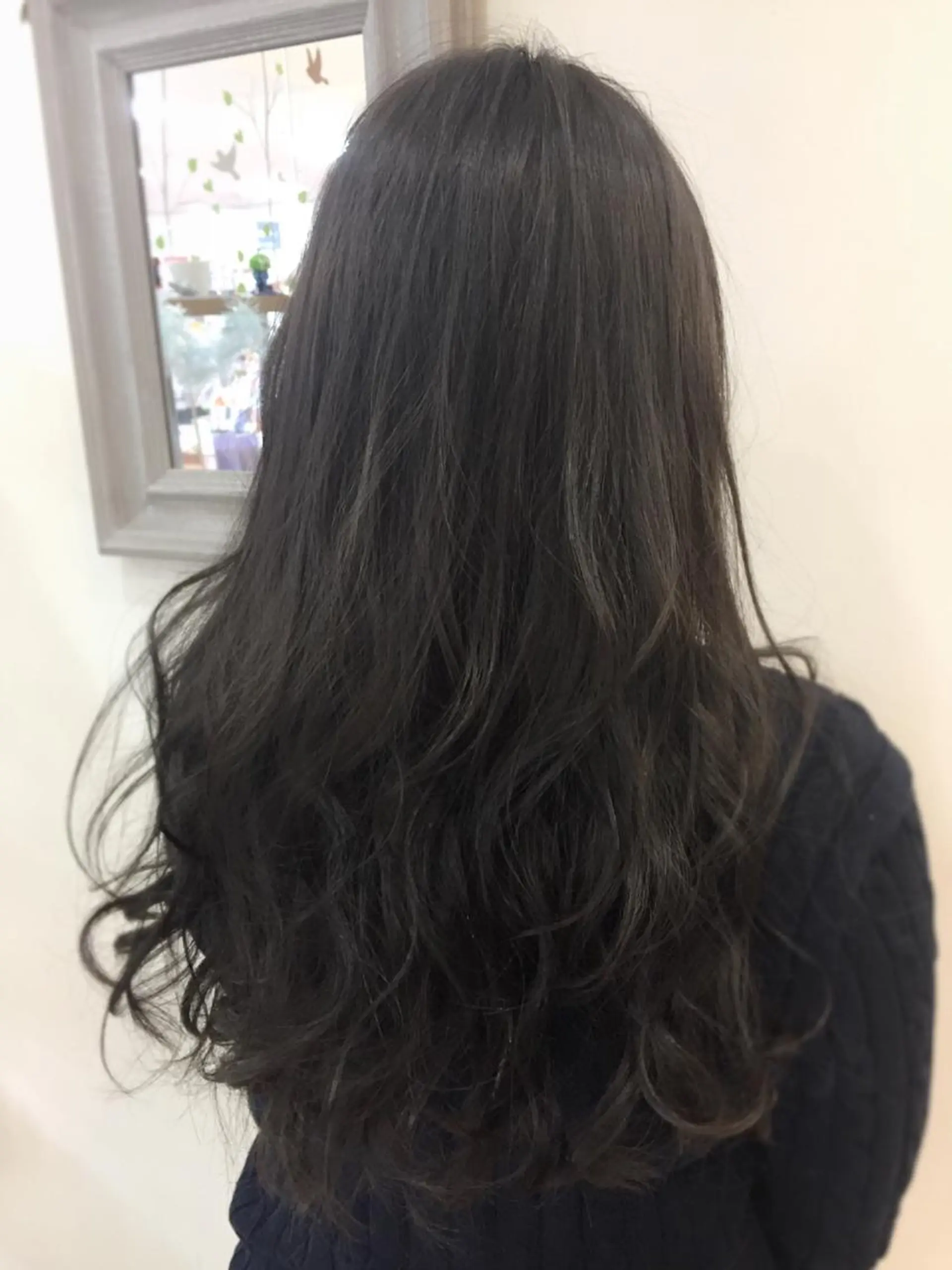 ロング カラー アディクシーカラー シルバー 中村 卓也のヘアスタイル