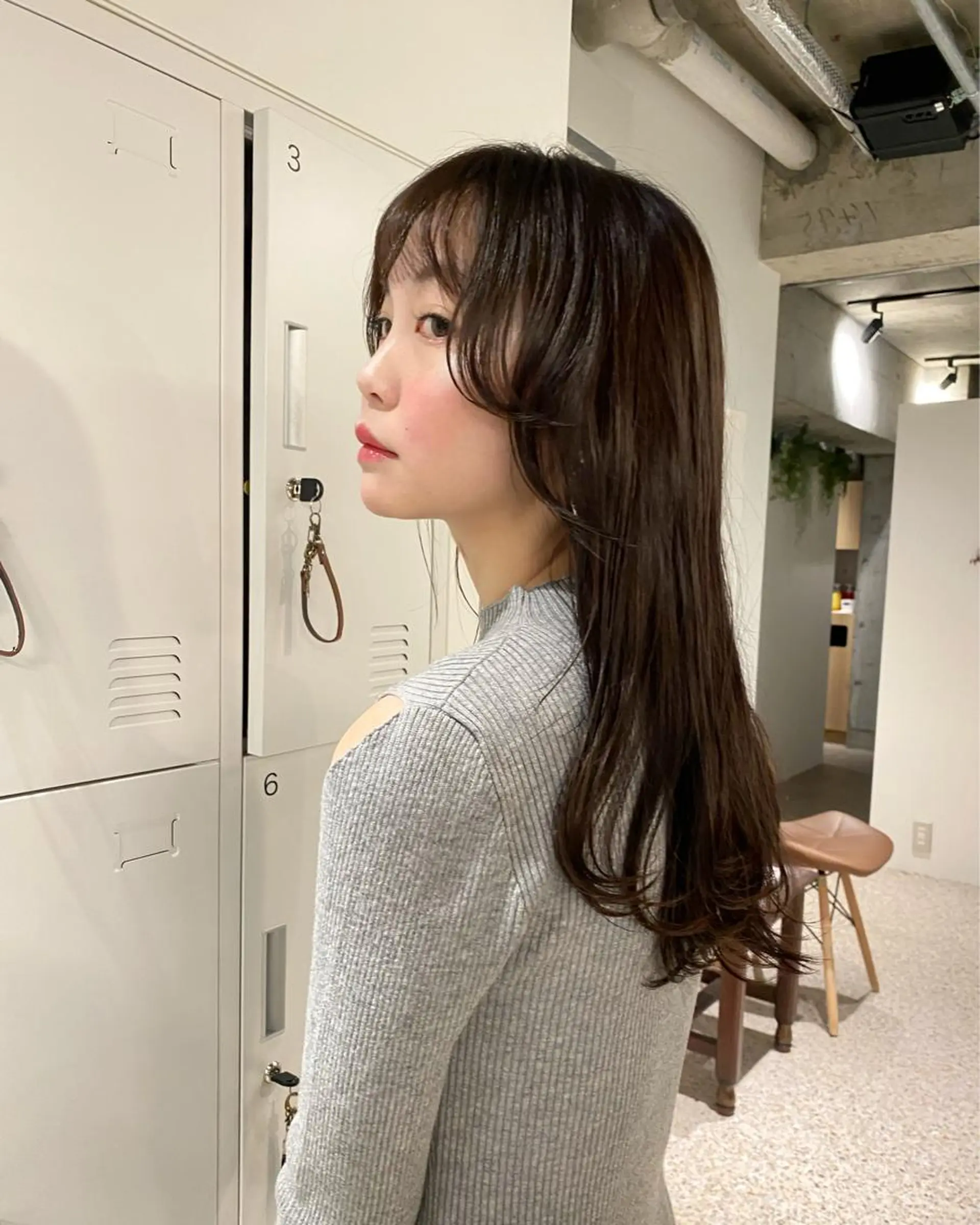ロング 顔まわりレイヤー 顔周りカット レイヤーカット ロング Tonukoa Rua所属・レディースモデル カット/中川翔太のヘアスタイル