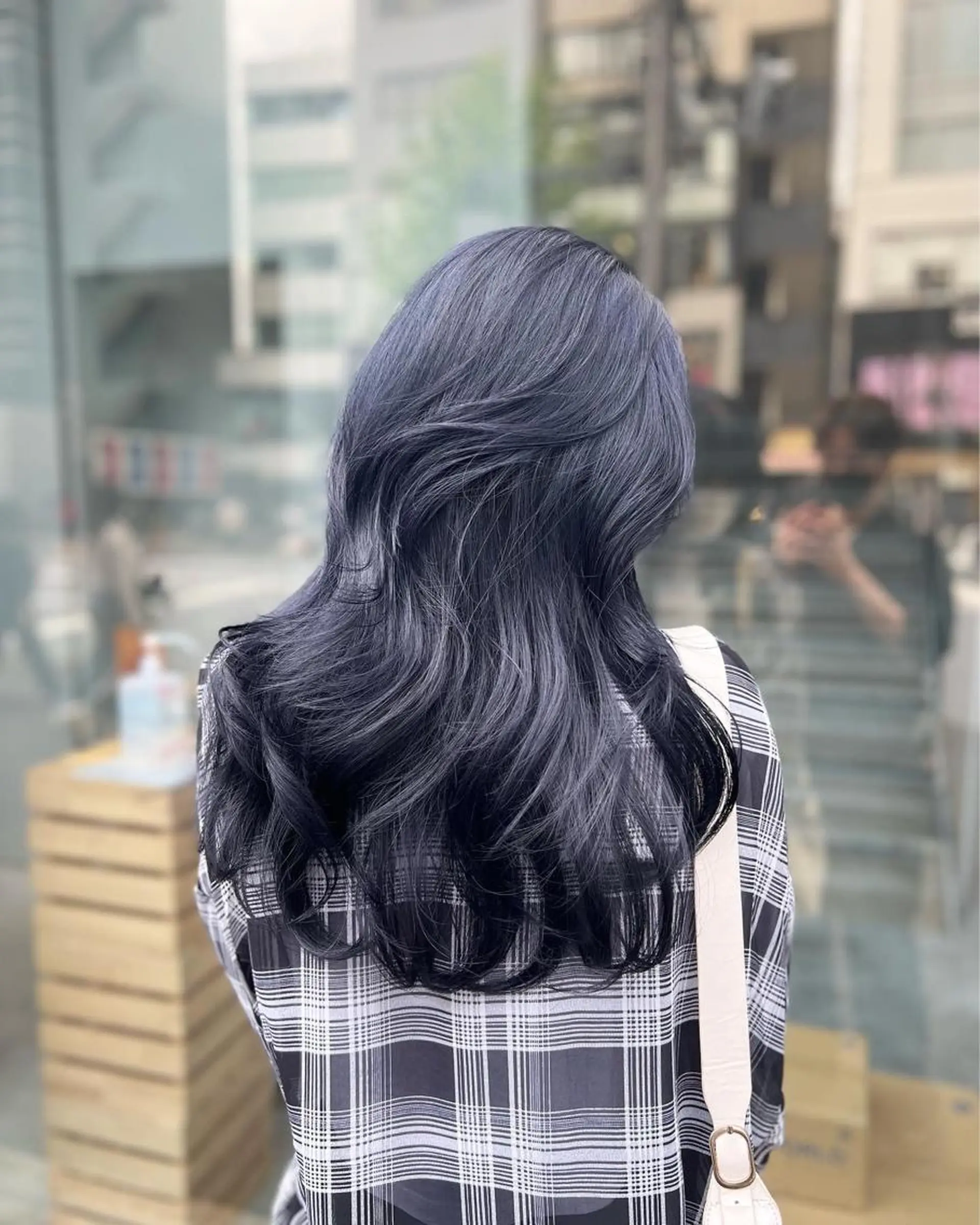 ロング カラー 🇨🇳中韓レイヤー 暗髪カラー🇰🇷のヘアスタイル