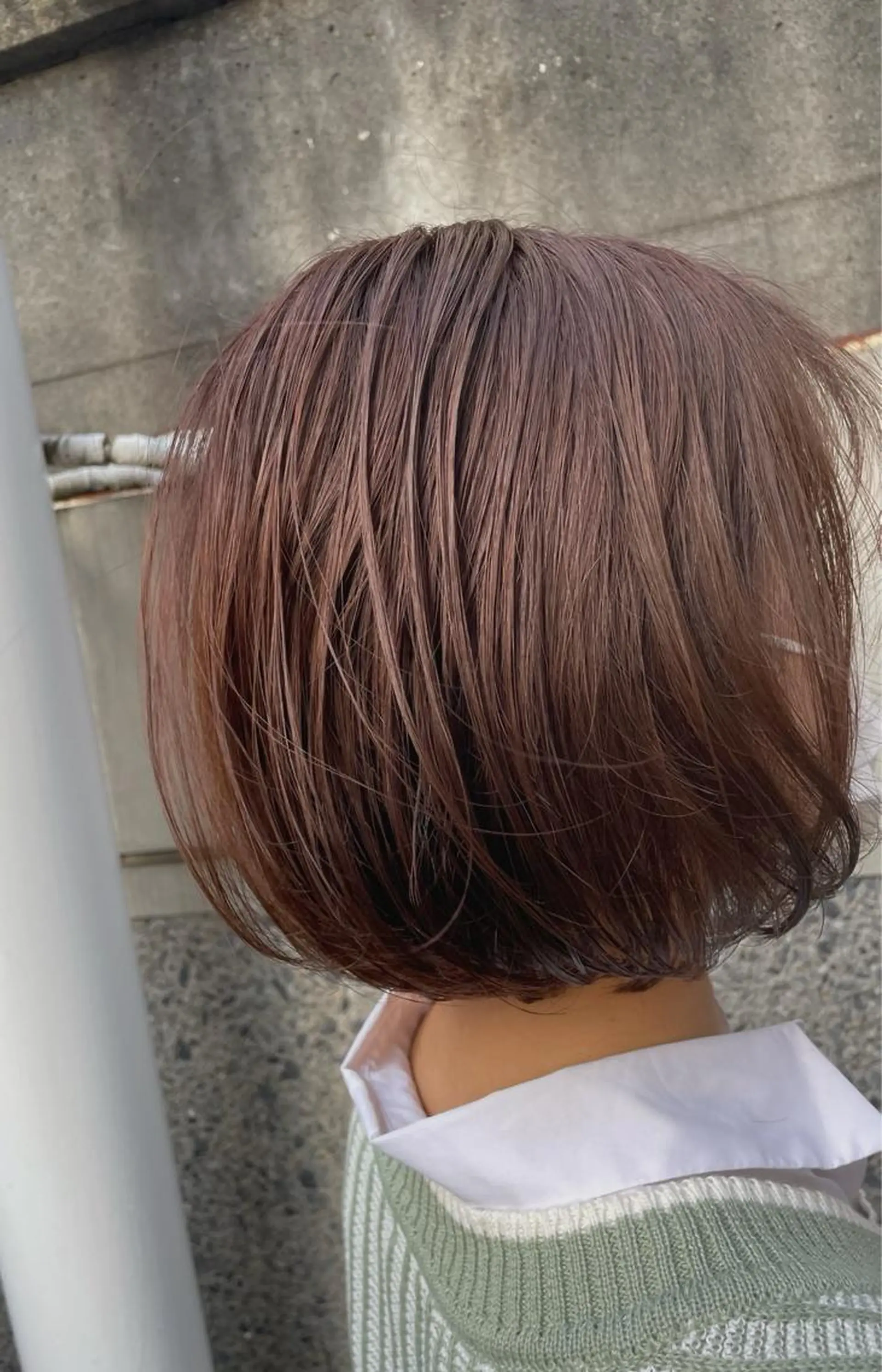 ショート カラー 中村 海波のヘアスタイル