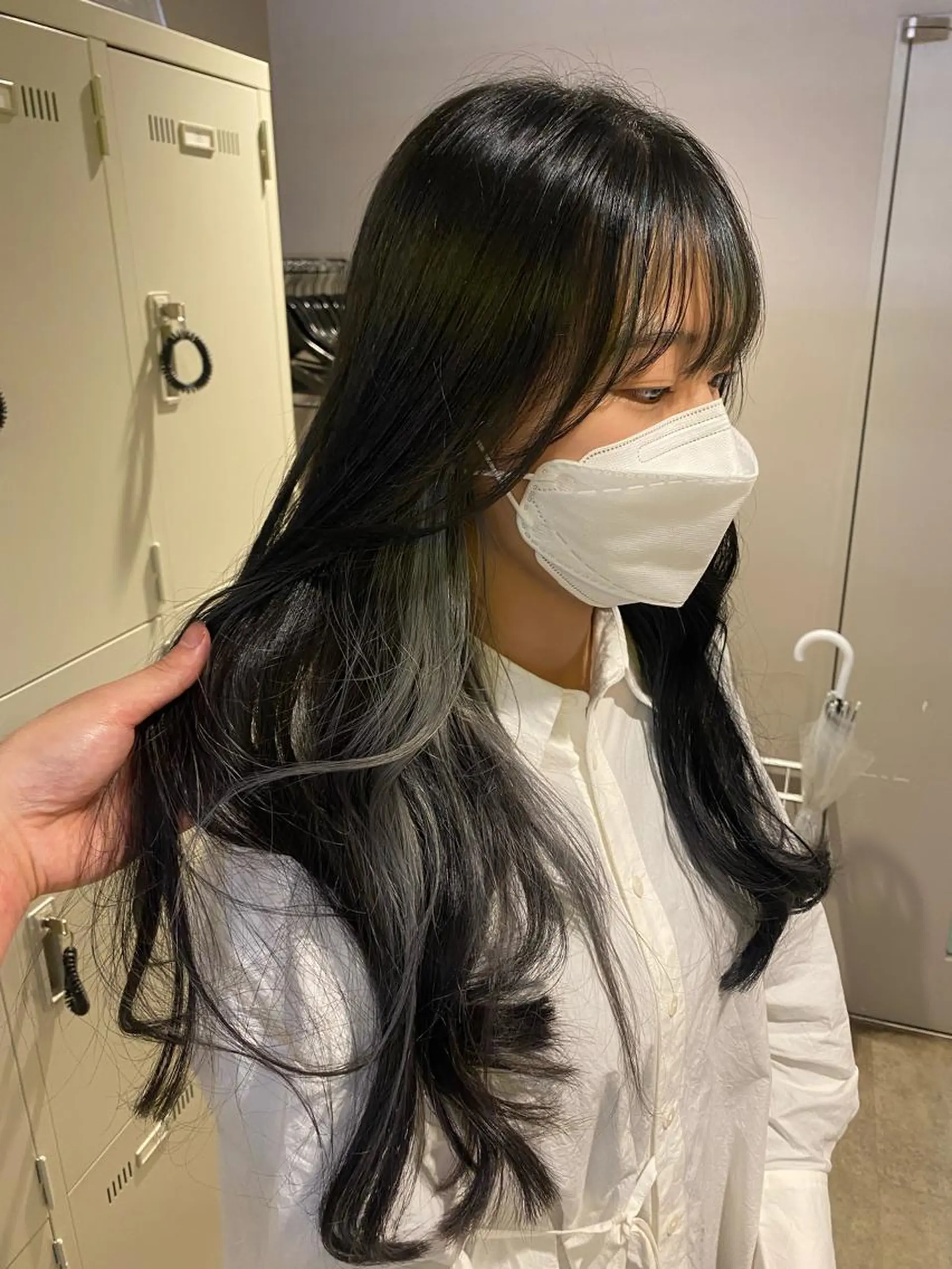ミディアム カラー パーマ ヘアアレンジ メンズ キッズ ネイル マツエク・マツパ ヘアカラー 韓国ヘア暗髪 ダブルカラーメンズ可のヘアスタイル