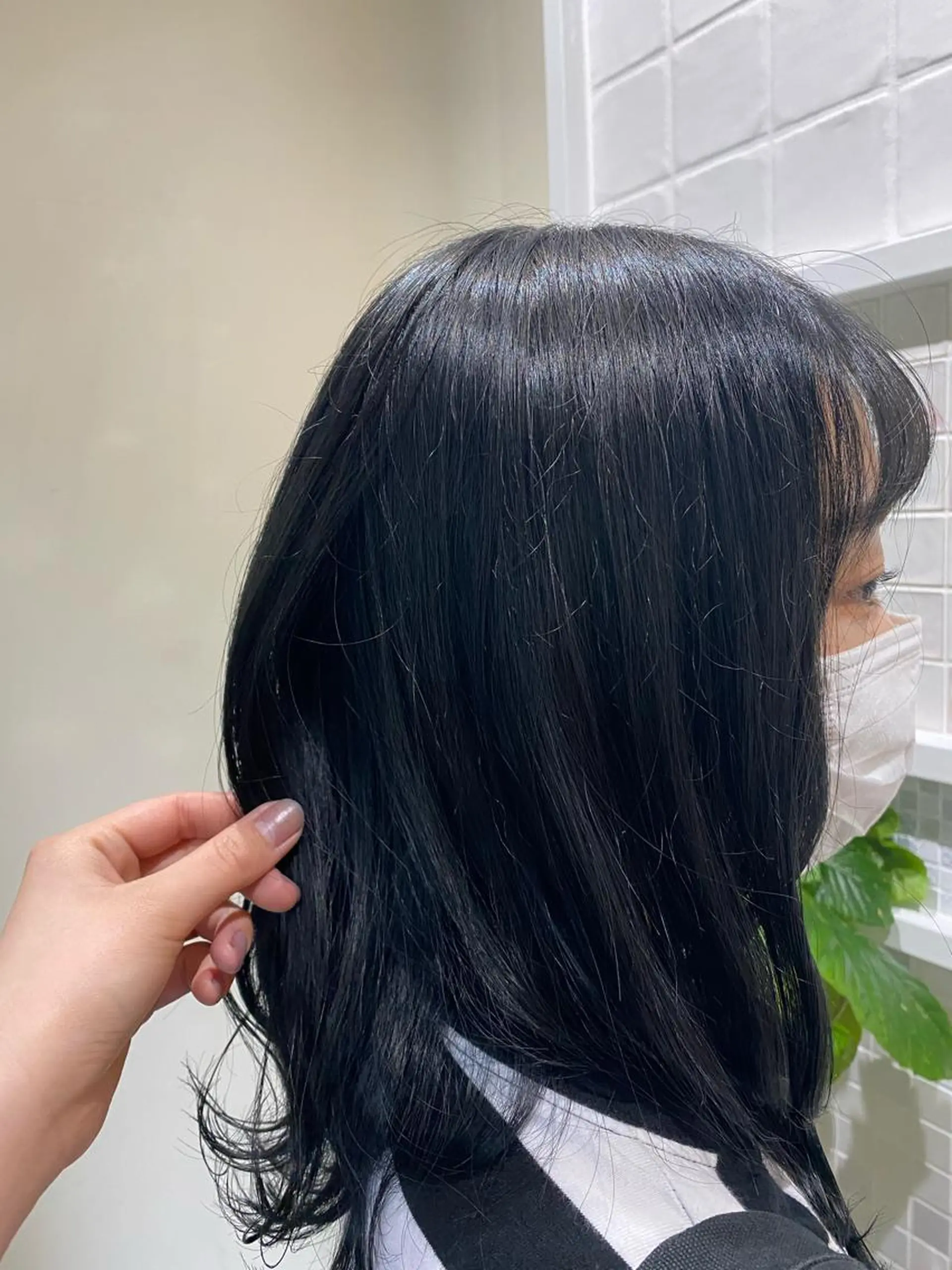 ミディアム カラー ブルーカラー CYAN.栄店所属・パーマ/髪質改善 【榎本千夏】のヘアスタイル
