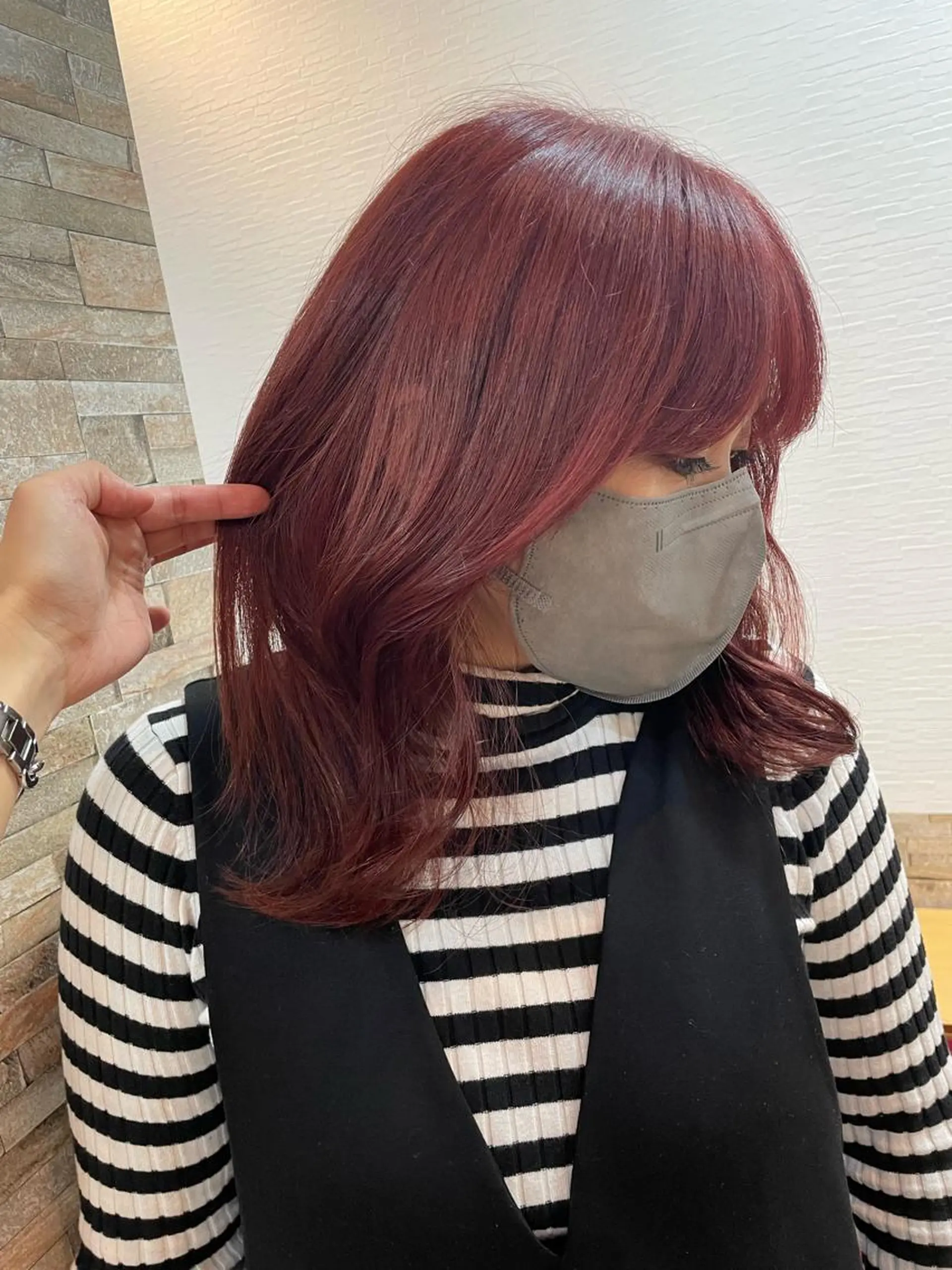 ロング カラー カシス レッドカラー ヘアカラー STAR RIVER所属・YUI/ ブリーチカラー🌷のヘアスタイル