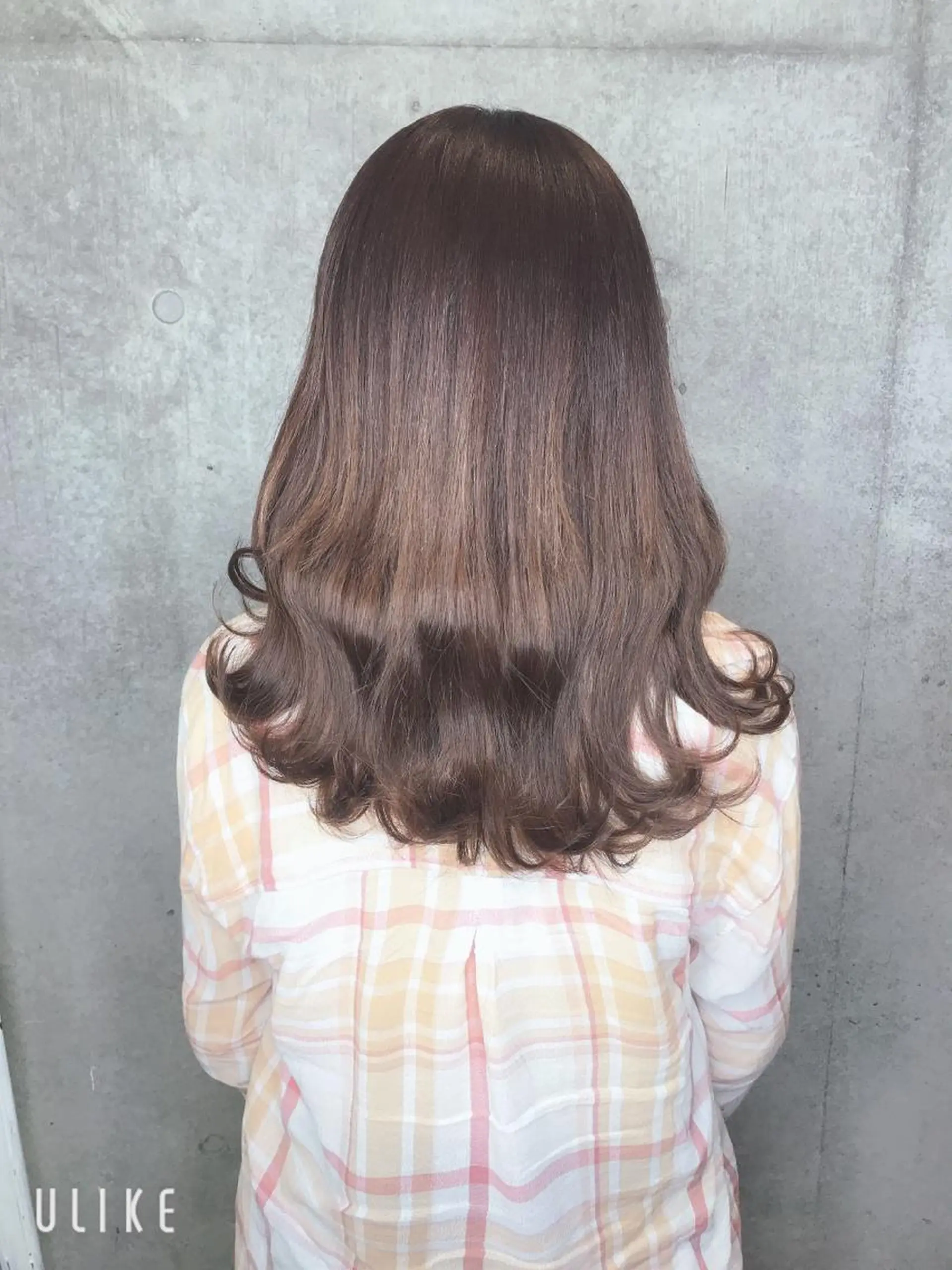 セミロング カラー パーマ ヘアアレンジ メンズ キッズ ネイル マツエク・マツパ 編み込みエクステ プルエクステ シールエクステ メンズハイライト メンズインナーカラー ACHFILO モデル募集のヘアスタイル