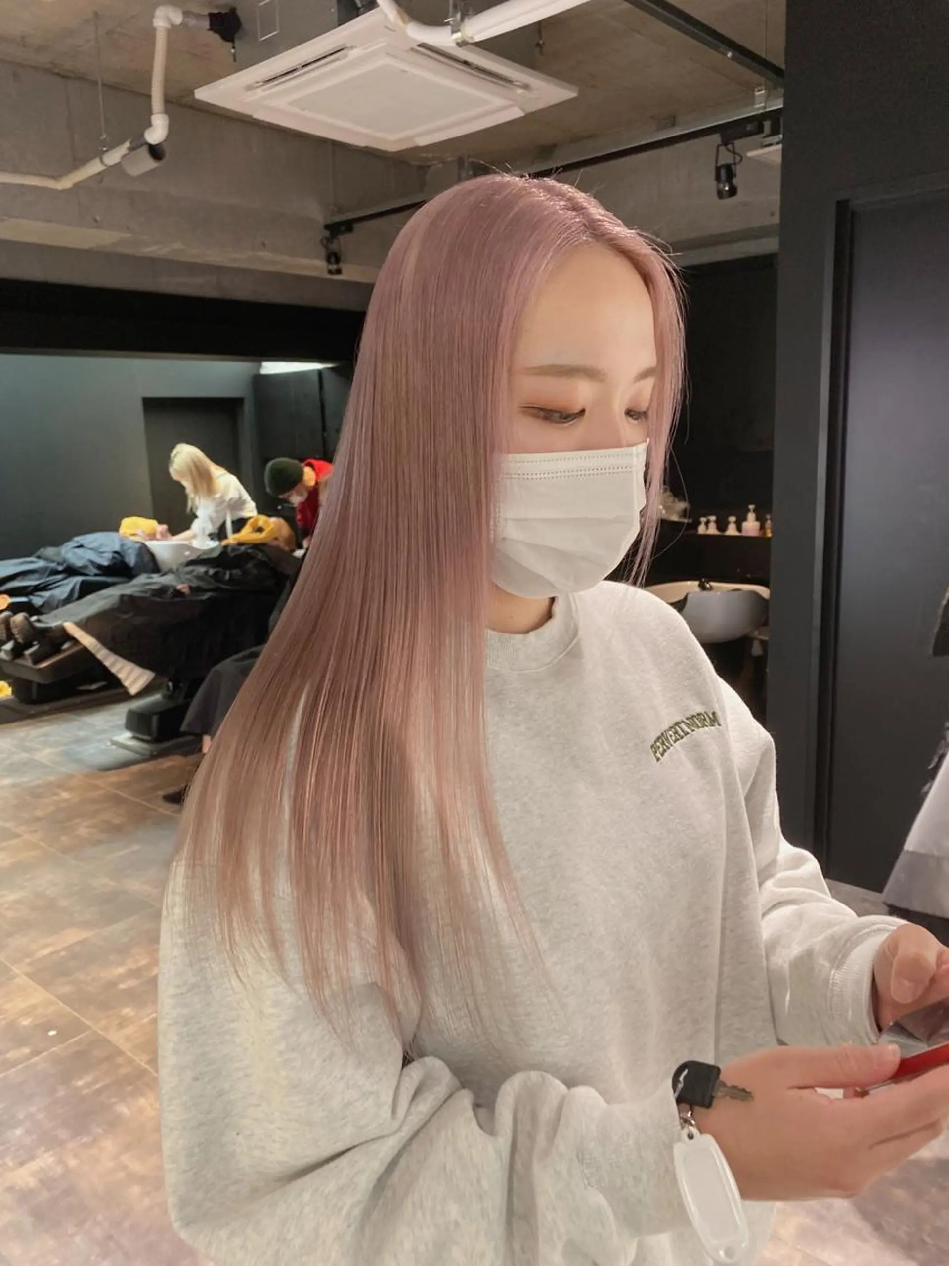 ミディアム ヘアカラー トリートメント esu天満所属・esu 天満のヘアスタイル