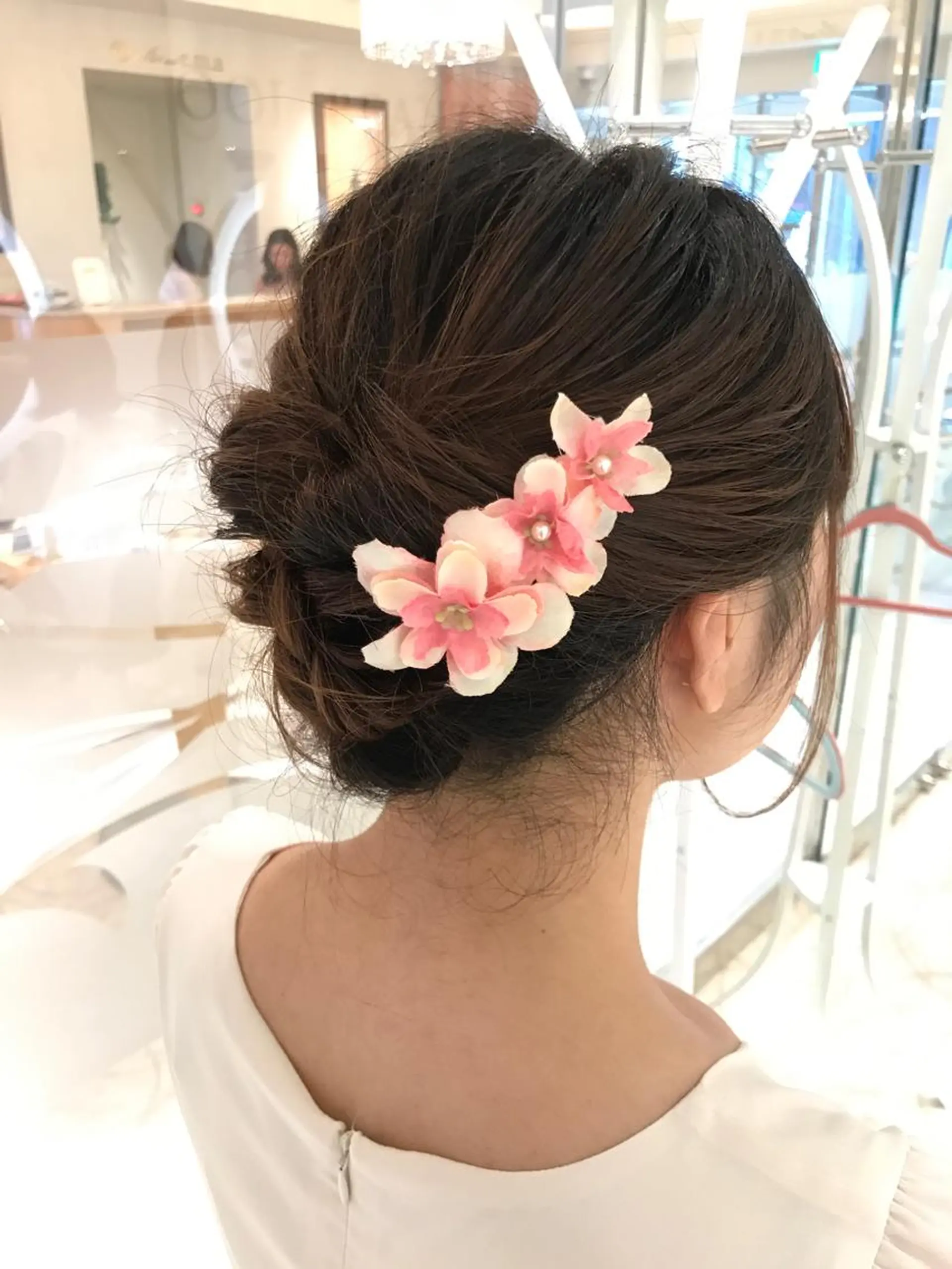 ミディアム ヘアアレンジ 浴衣 AILEE所属・ウルフカット レイヤーカット上柿のヘアスタイル
