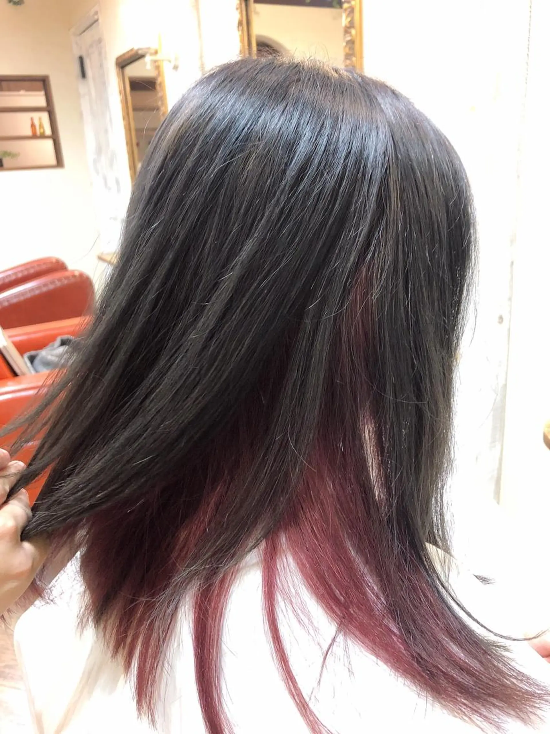 カラー ブリーチ ピンクカラー ▷SAN   KAKU所属・長岡 俊樹のヘアスタイル