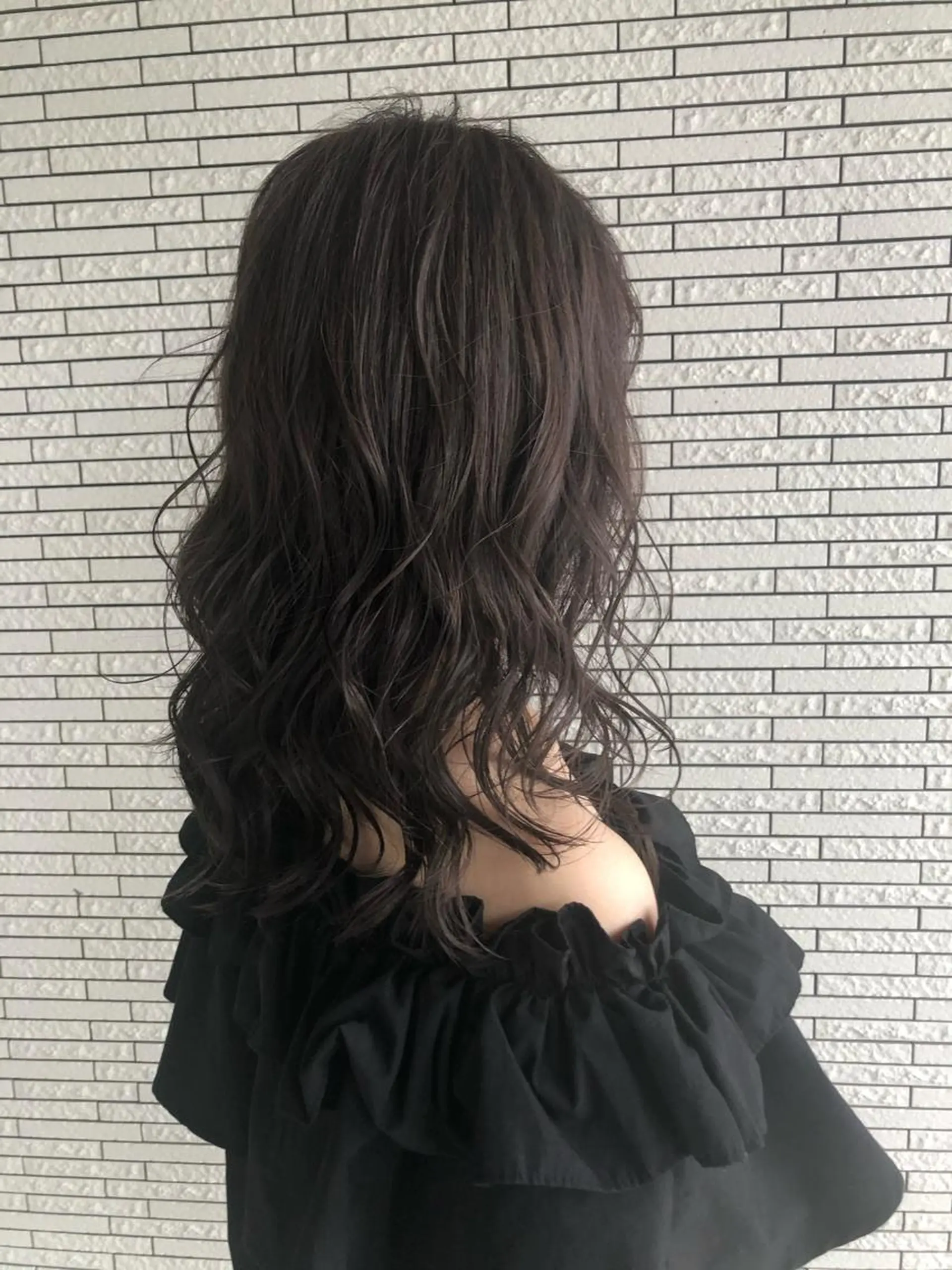セミロング カラー 透明感カラー グレージュ ハイライトカラー ハイライト マエダ リョウのヘアスタイル