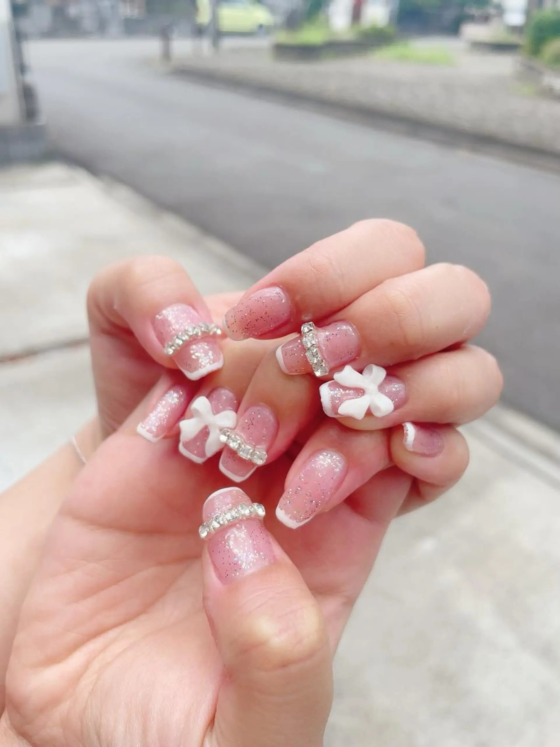 ネイル キラキラネイル リボン ハンドネイル * haruのネイルデザイン