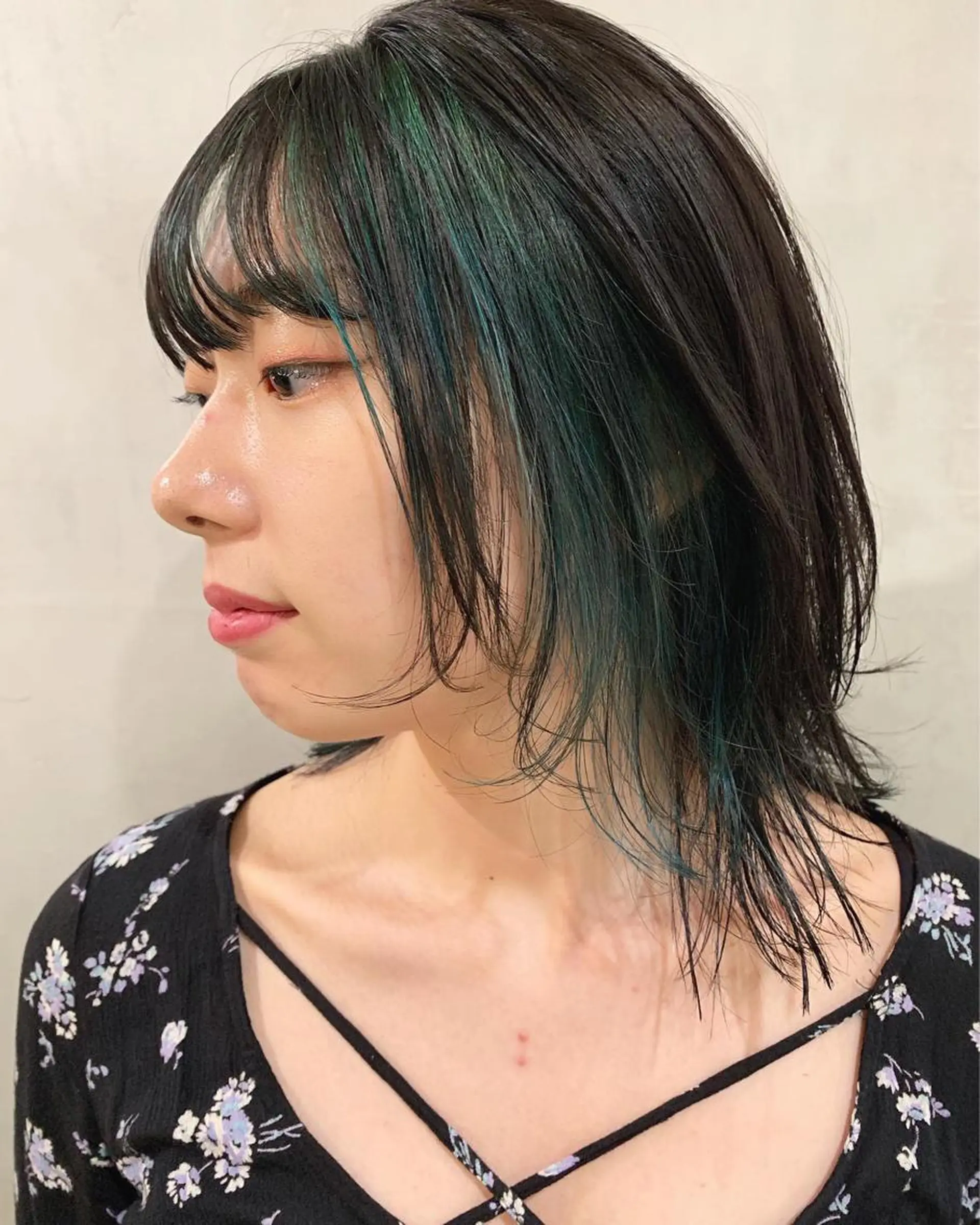 ミディアム カラー 優 作のヘアスタイル
