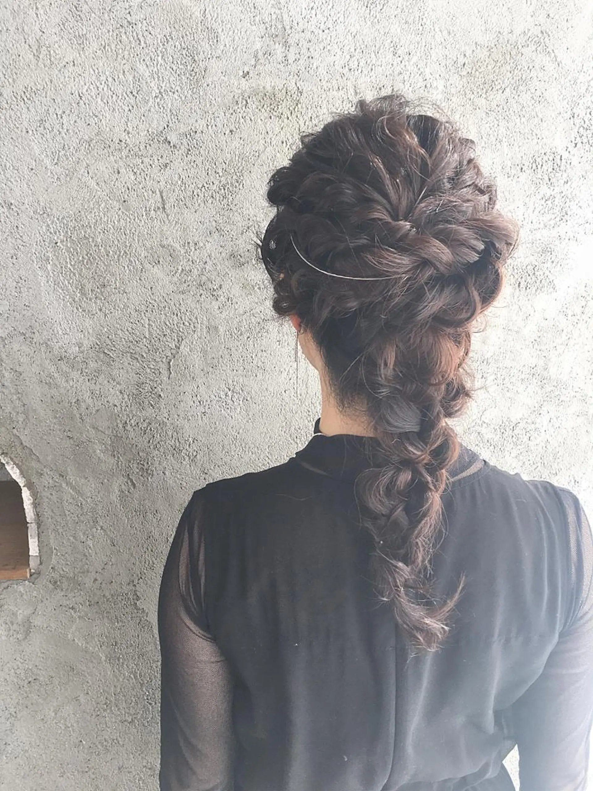 セミロング カラー ヘアアレンジ ヘアセット EMANON天神所属・Hitomi Ezakiのヘアスタイル