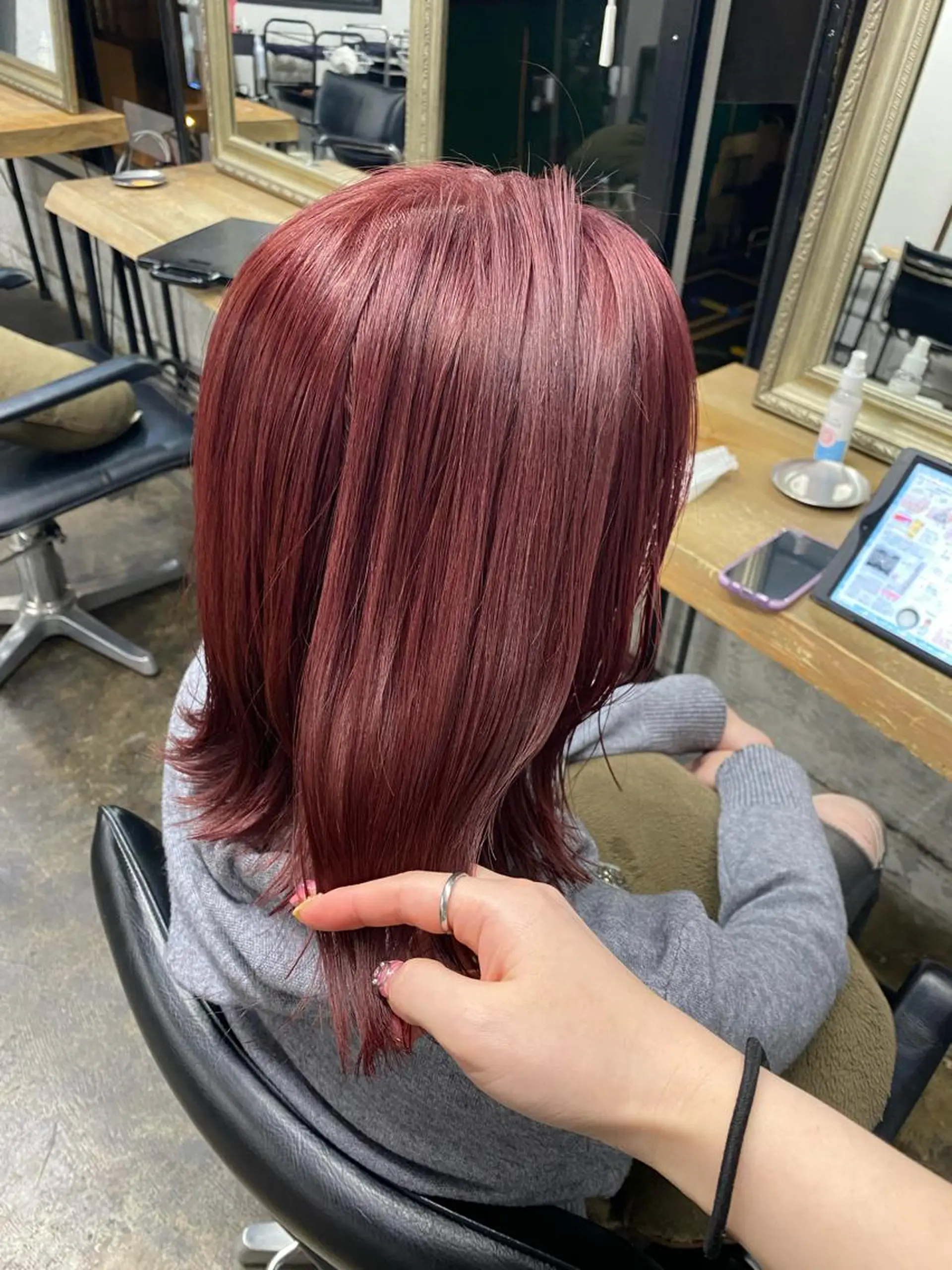 ミディアム カラー ブリーチ ピンクカラー レイヤー暖色カラー 池袋Yamamotoのヘアスタイル