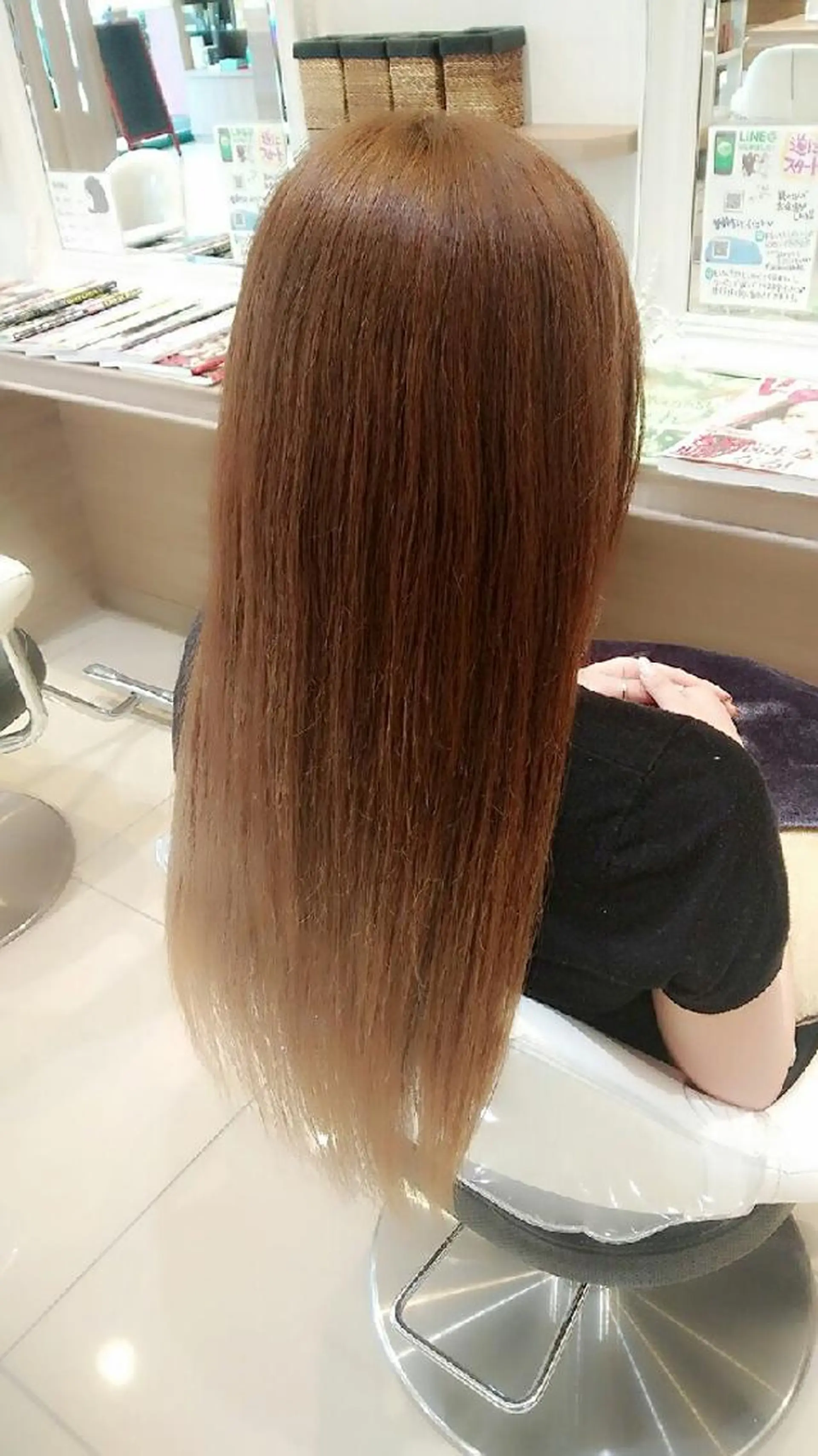 ロング カラー アッシュ ベージュカラー ハイトーンカラー 似合わせカラーリスト 佐竹　舞🌼のヘアスタイル