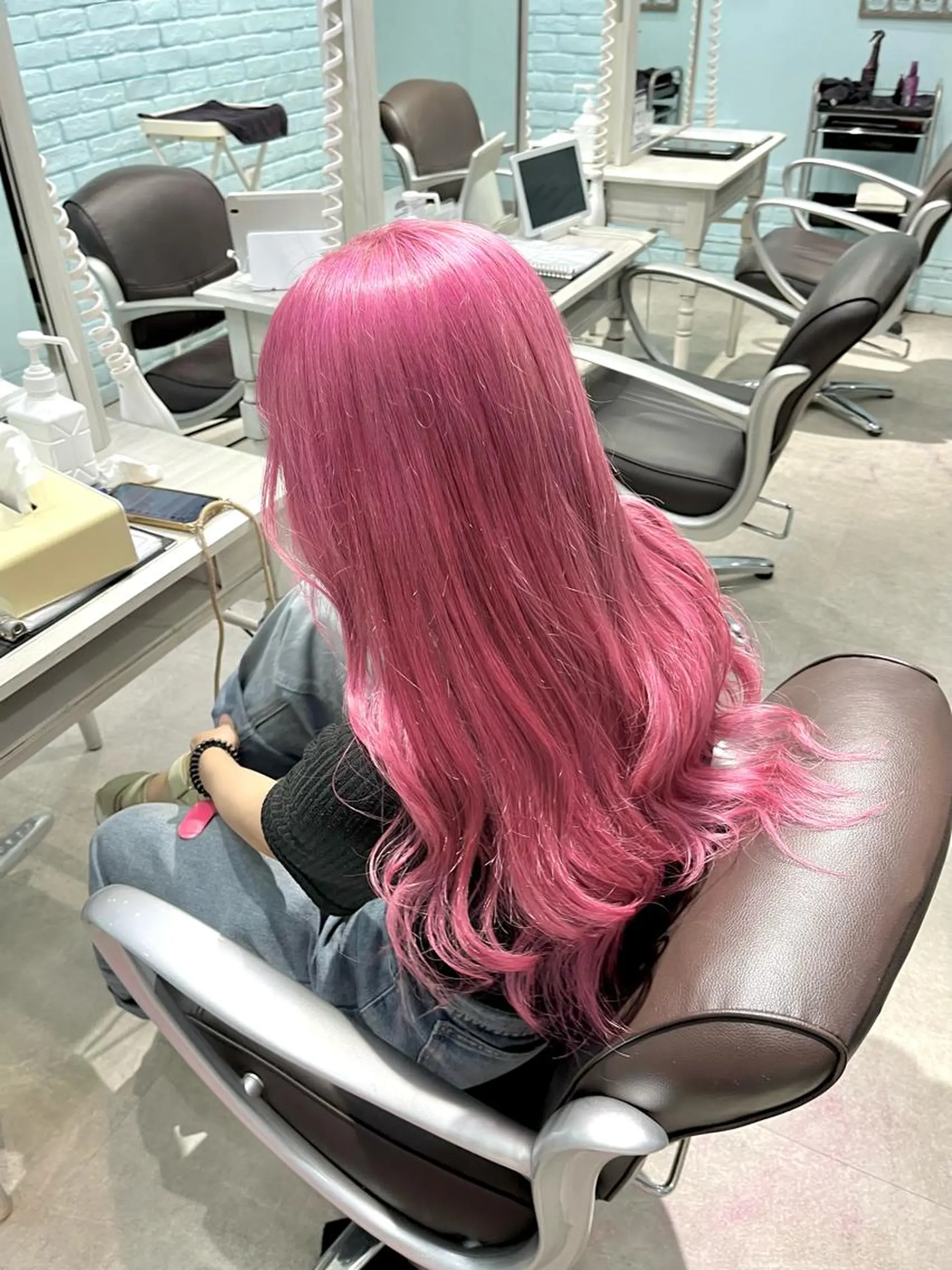 ロング カラー ヘアアレンジ カット ヘアカラー トリートメント ヘアセット 🩶【推しハイトーン 】yuzu🩶のヘアスタイル