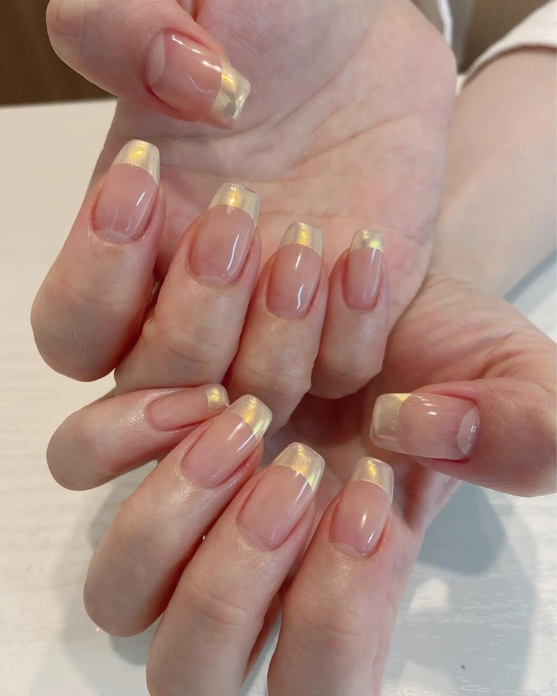 ネイル オーロラネイル フレンチネイル ハンドネイル Nakazawa Mayuのネイルデザイン