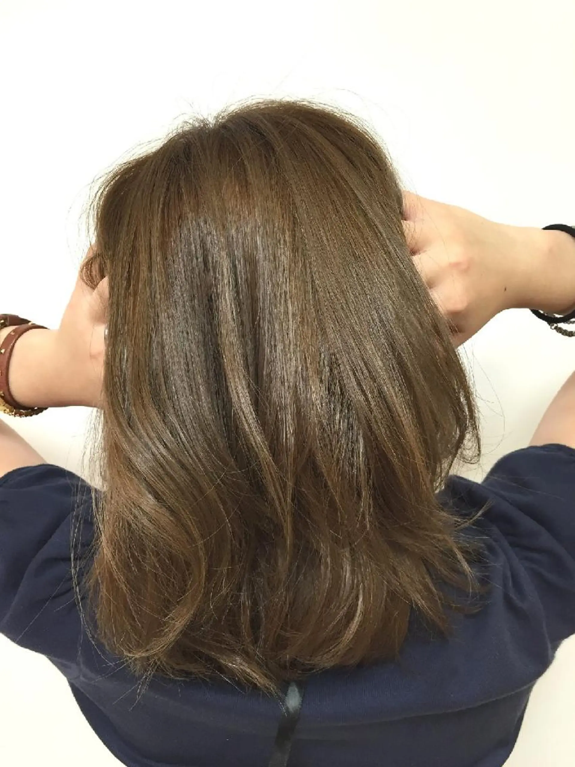 ミディアム カラー グレージュ ボブ 西川 敏夫のヘアスタイル