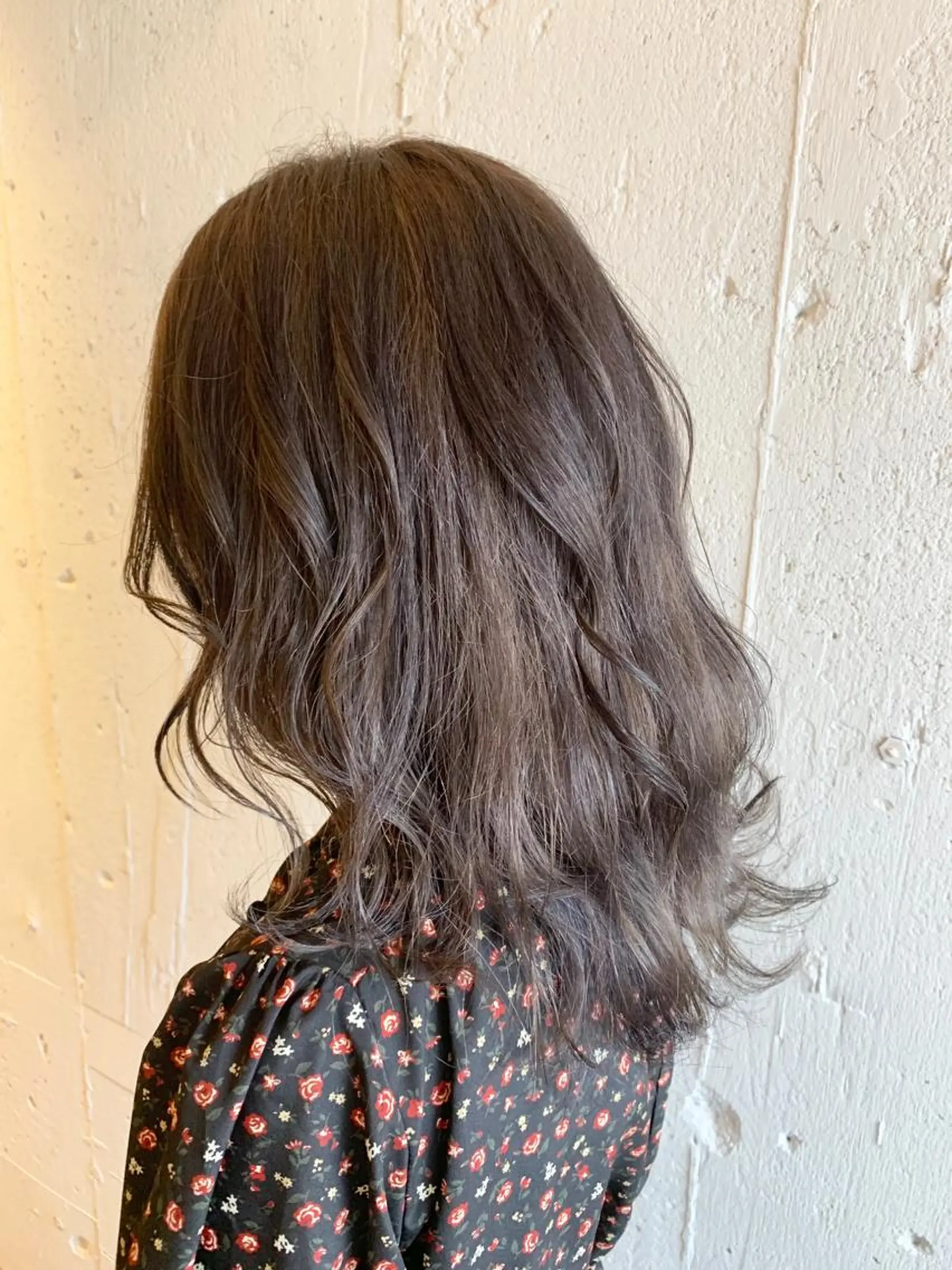 ミディアム カラー ブリーチ 透明感カラー グレージュ オレンジ パープルカラー 💈平島 拓也💈のヘアスタイル