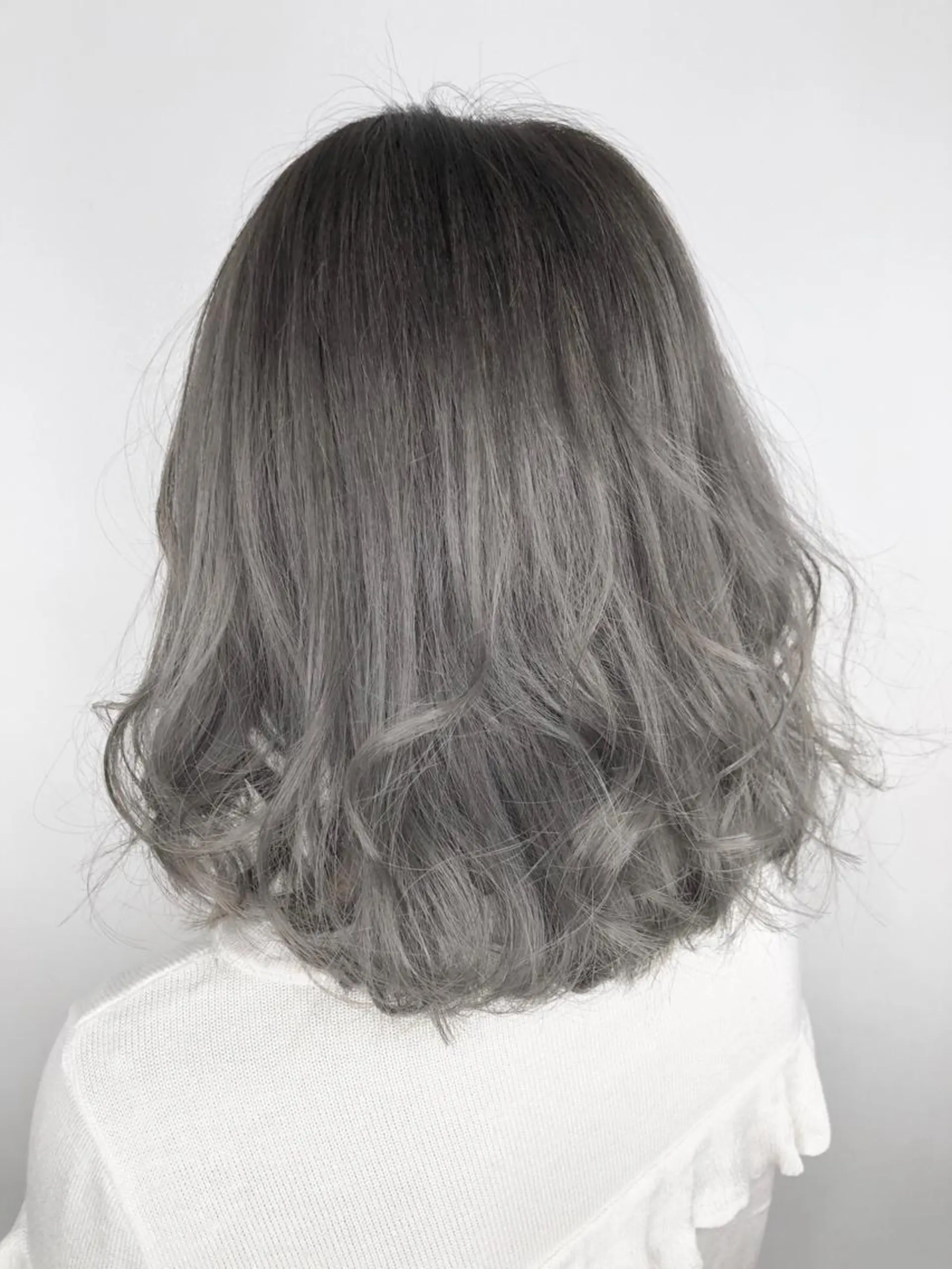 ミディアム カラー グレージュ aimée/ まつ毛&眉毛サロンのマツエク・マツパデザイン