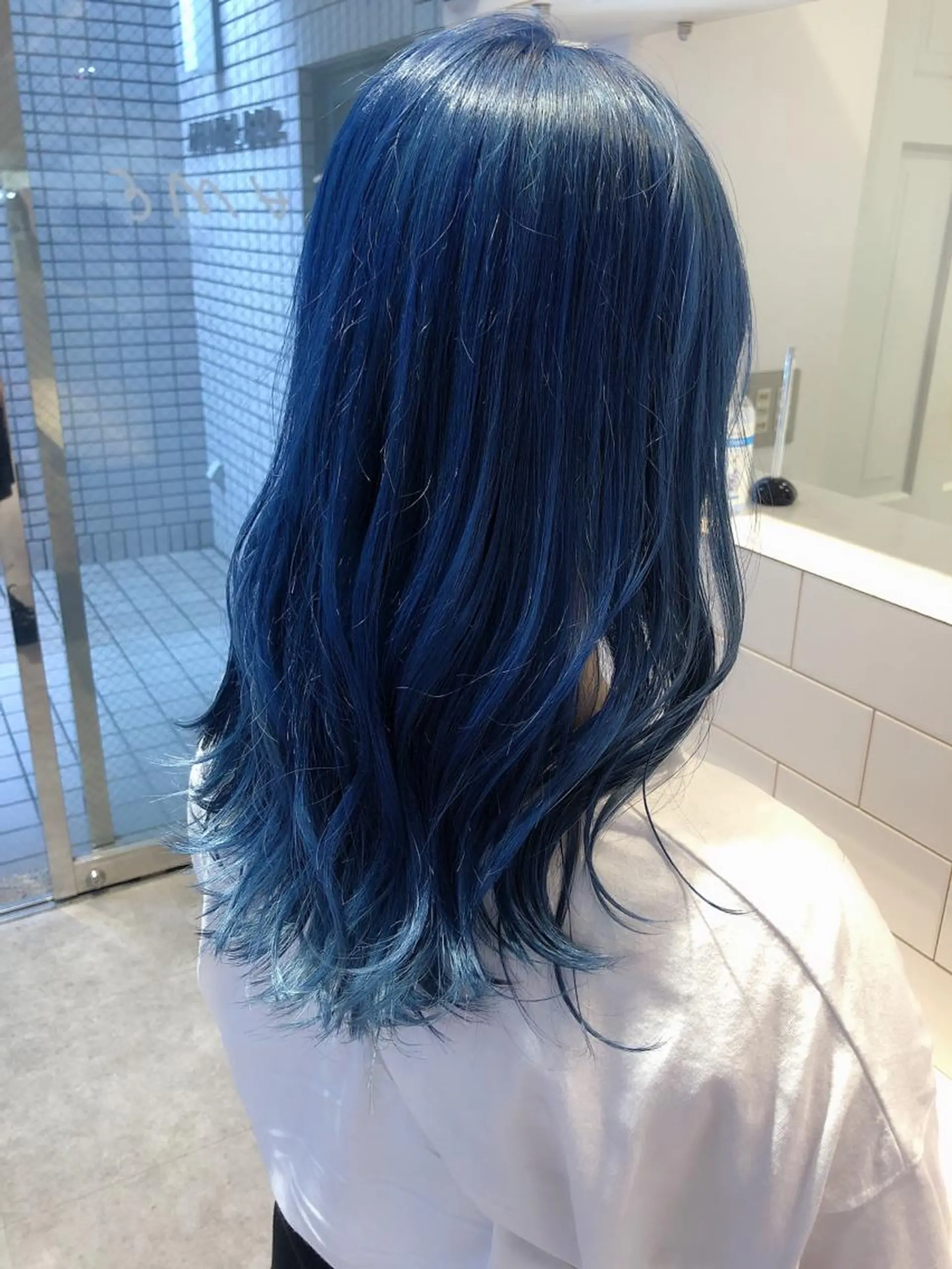 セミロング カラー ブルーカラー ネイビーカラー ヘアカラー トリートメント 透明感カラー× レイヤーカット✨高梨のヘアスタイル