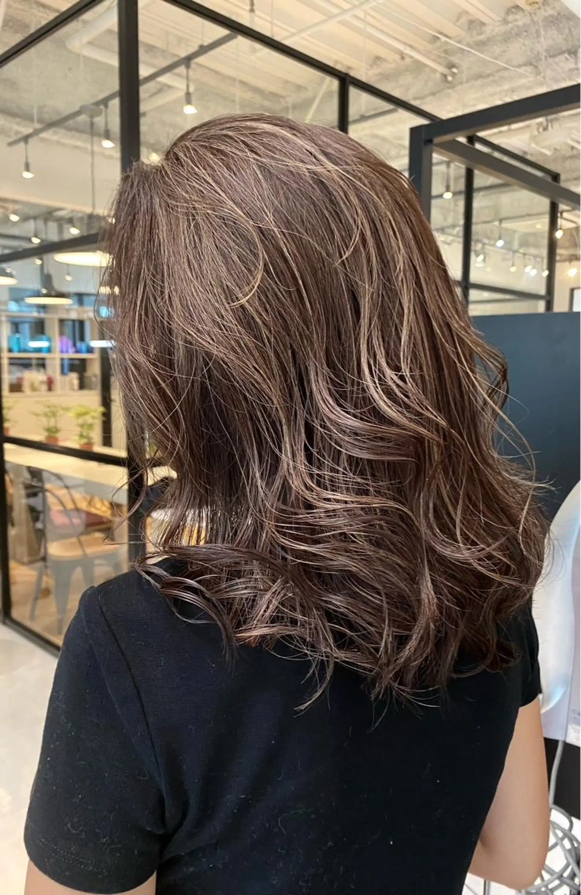 ミディアム カラー カット ヘアカラー ハイトーンヘア/ 島崎　タクミのヘアスタイル