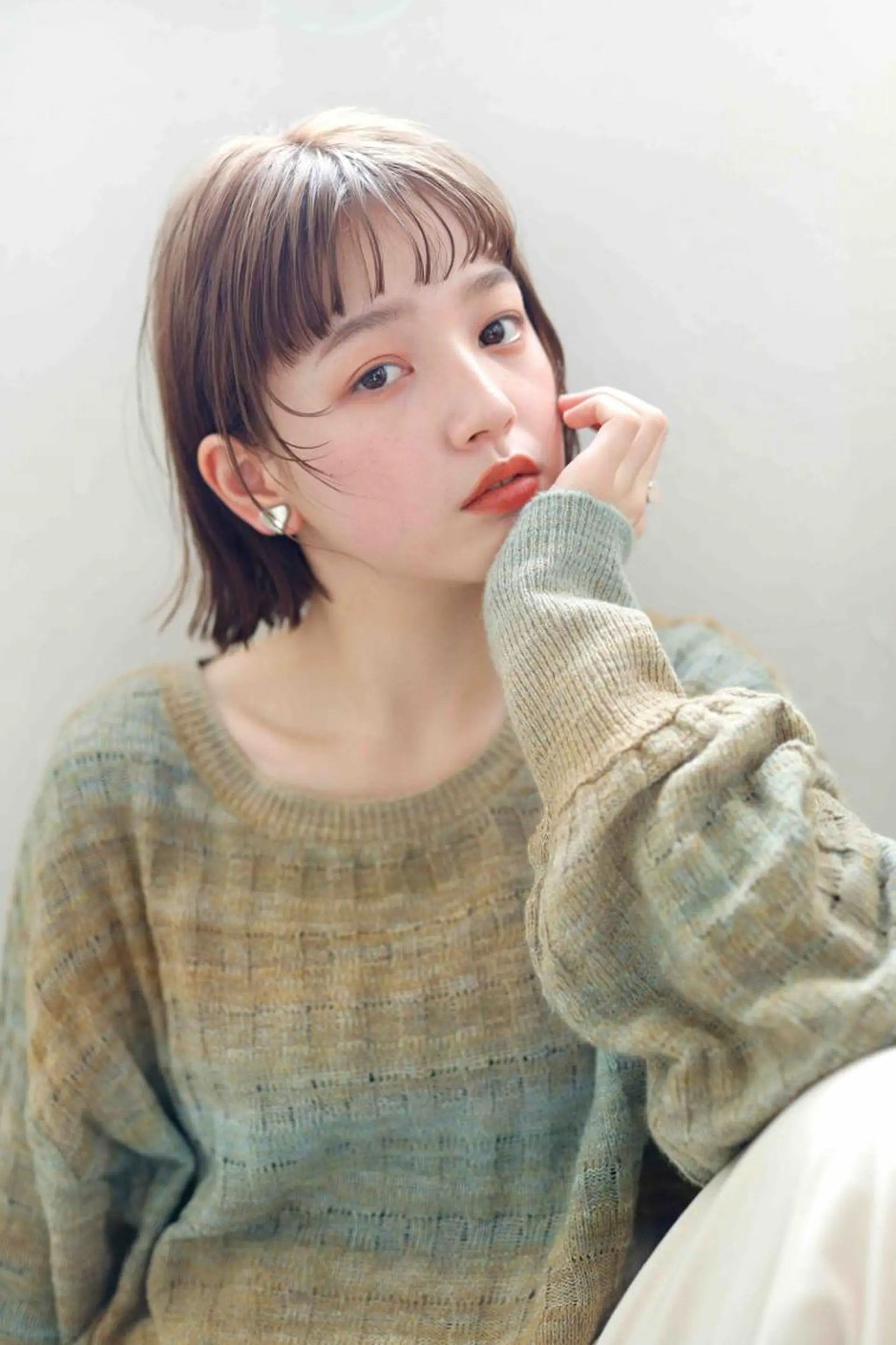 ショート カラー パーマ アディクシーカラー ベージュカラー ケアカラー 透明感カラー イヤリングカラー カット トリートメント ヘッドスパ 【ヘアケア特化型】 newi天王寺のヘアスタイル
