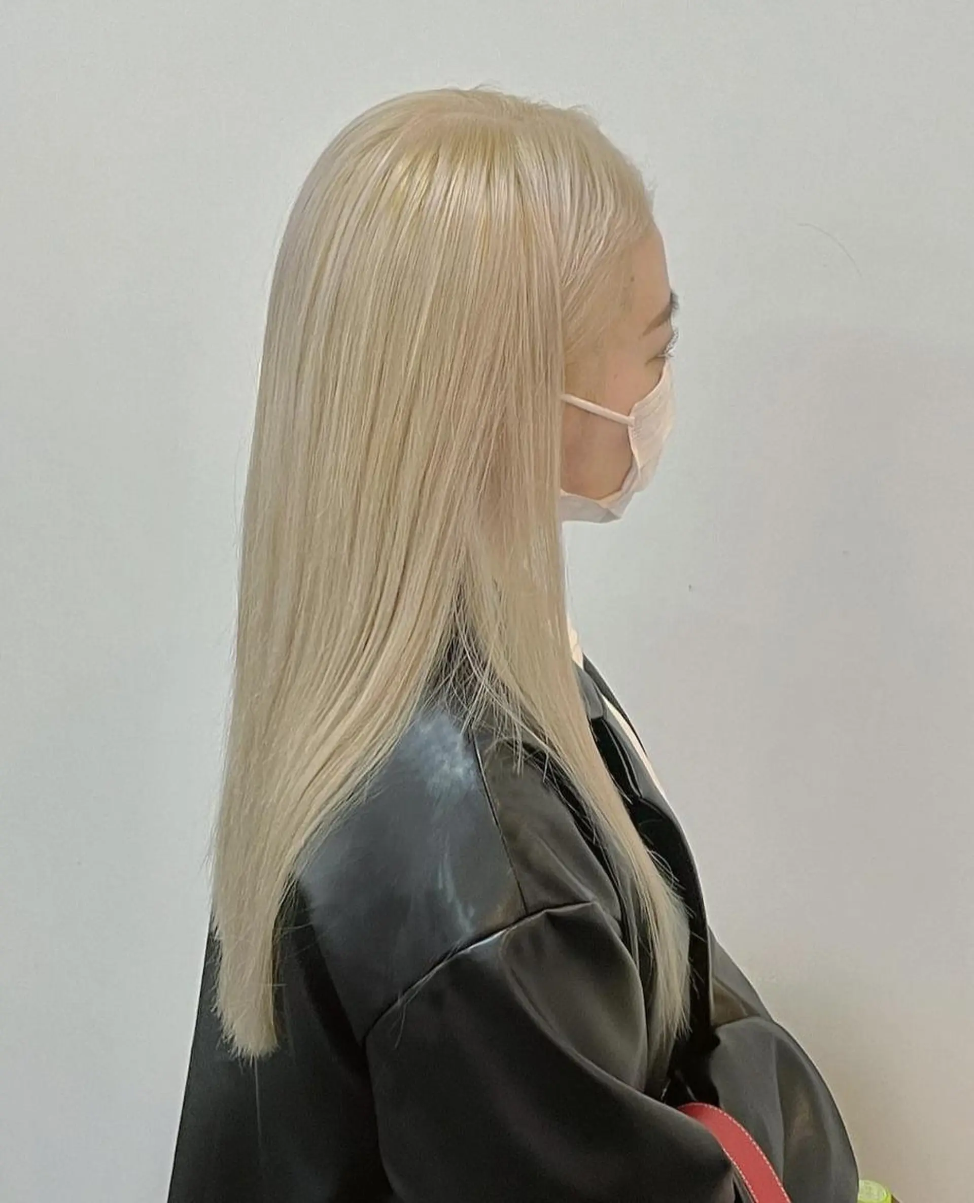 カラー ロング 韓国ヘア🇰🇷 Misuzuのヘアスタイル