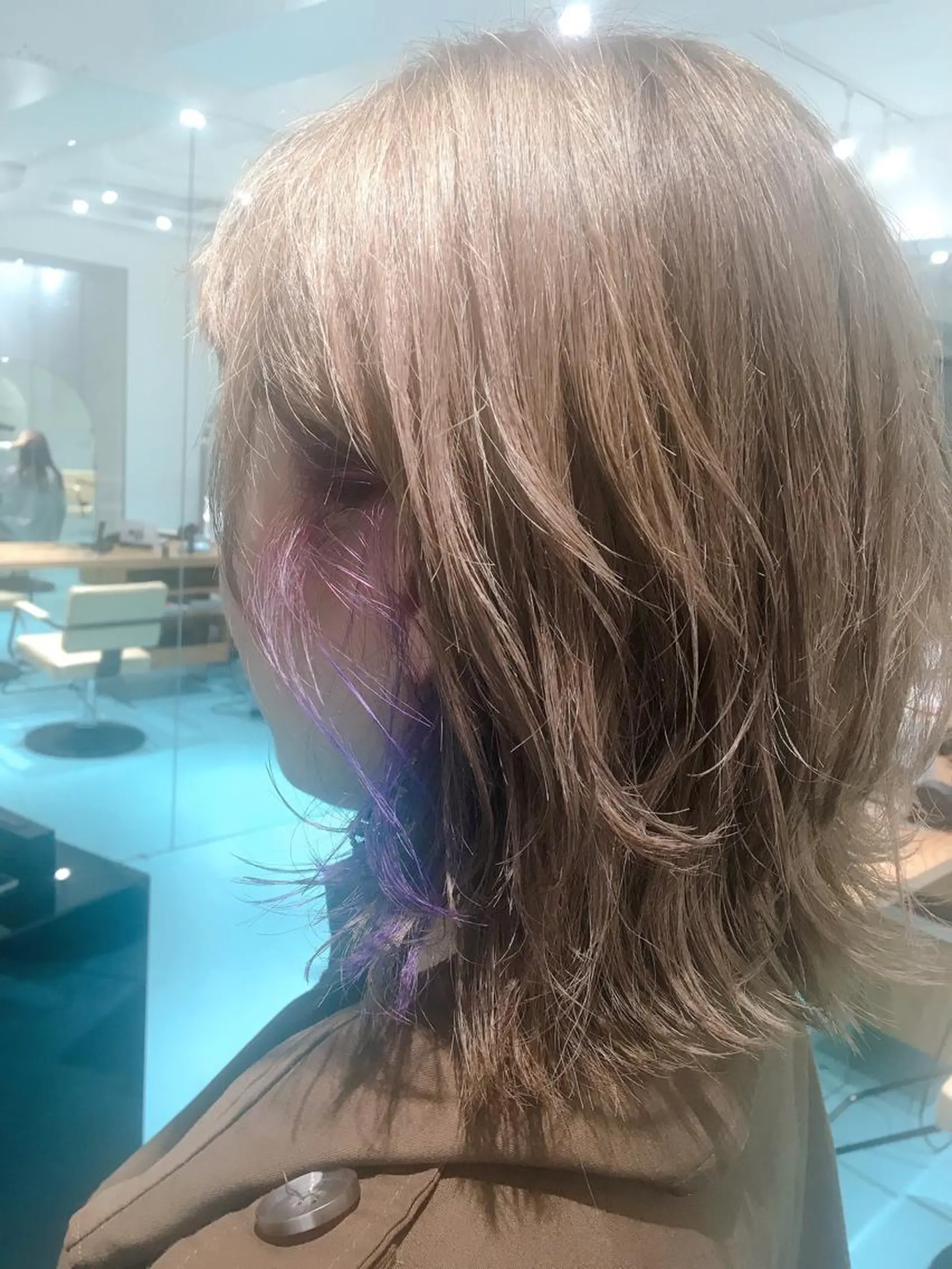 ミディアム ボブレイヤー ボブ レイヤーカット nuu所属・💜ショート💜 ウルフ、ボブ二色亜美のヘアスタイル