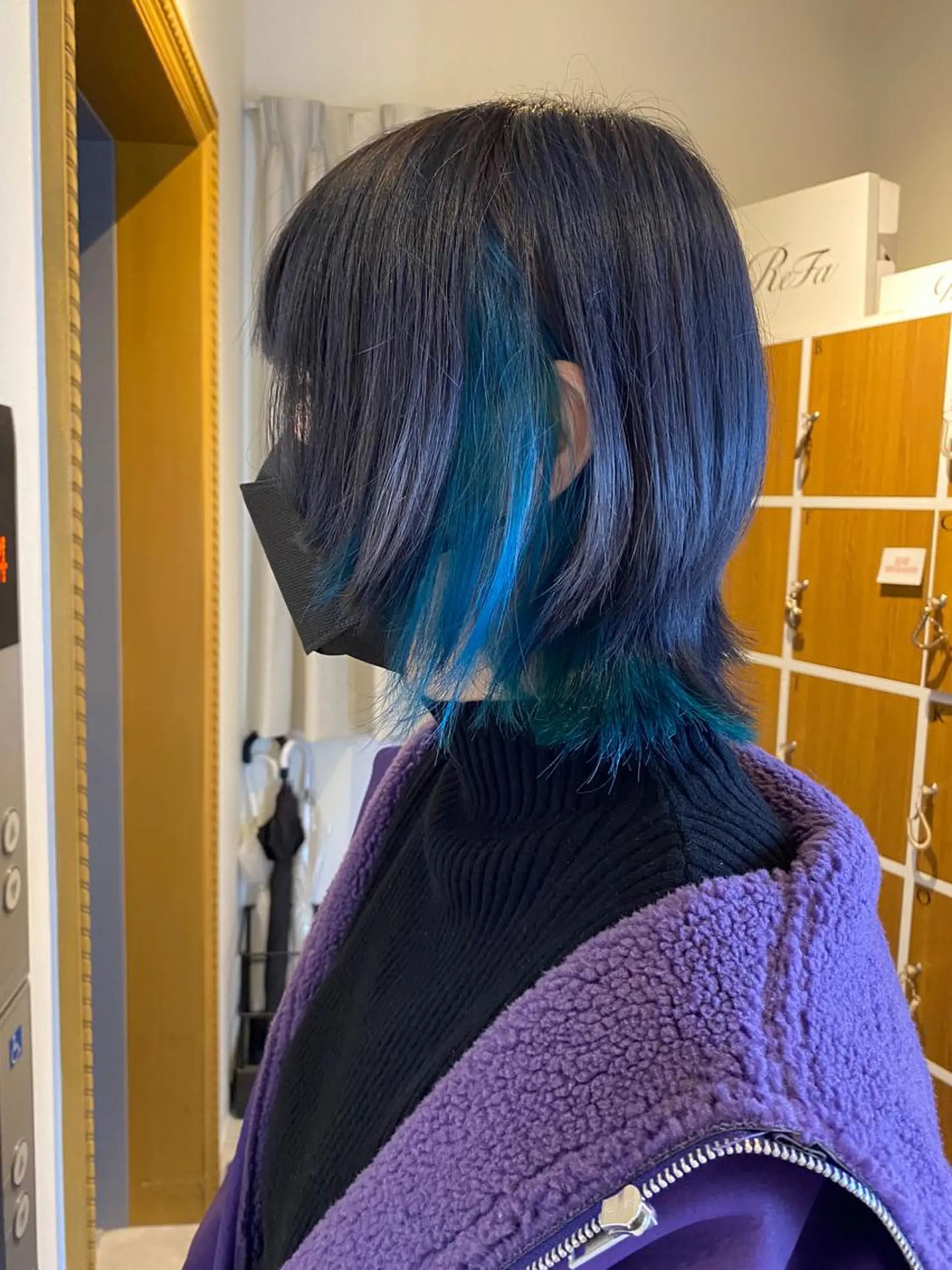 ミディアム ミストバング ボブ くびれヘア 顔まわりレイヤー 顔周りカット カット ヘアカラー 大阪ウルフカット ハッシュカットのヘアスタイル