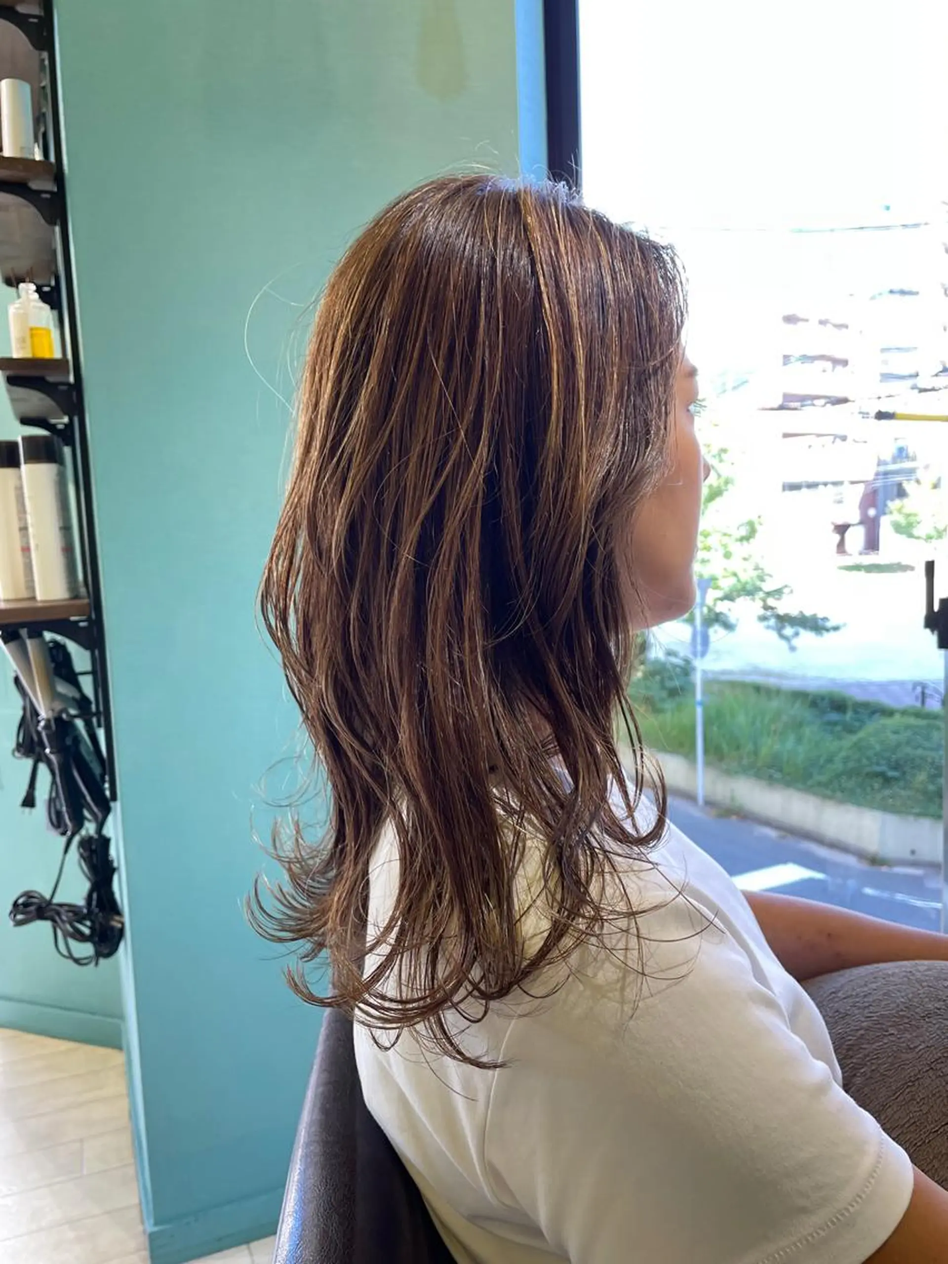 ロング カラー アッシュ アッシュグレー アッシュグレージュ グレージュ ハイライトカラー ヘアカラー Share  Salon  Reco【GARDEN】所属・末石 智のヘアスタイル