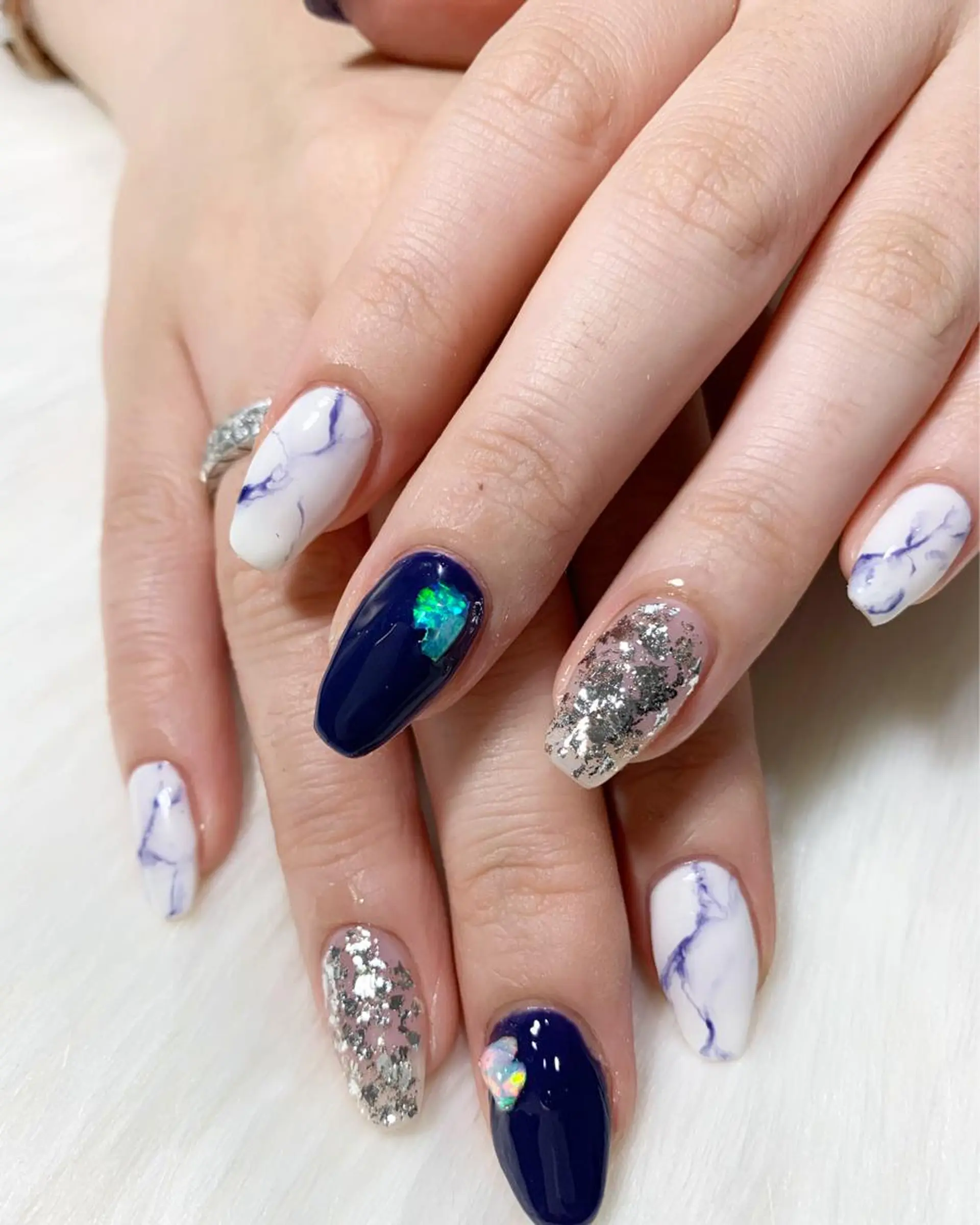 ネイル ハンドネイル 渡邊 亜貴のネイルデザイン