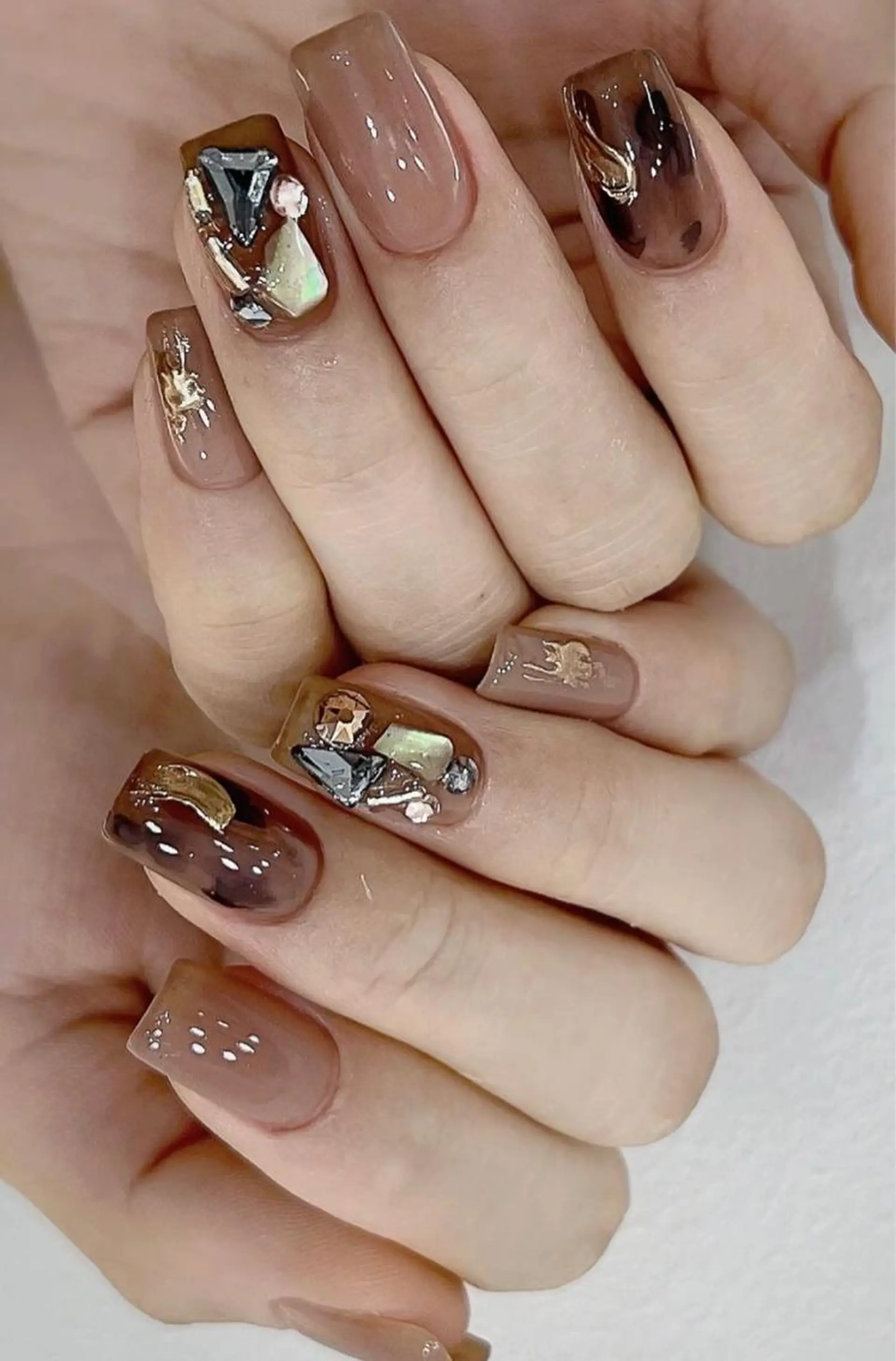 ネイル ハンドネイル リ サのネイルデザイン